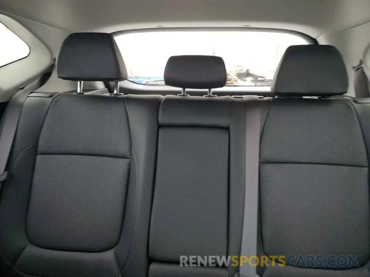 10 Photograph of a damaged car KNDERCAA9R7642015 KIA SELTOS 2024