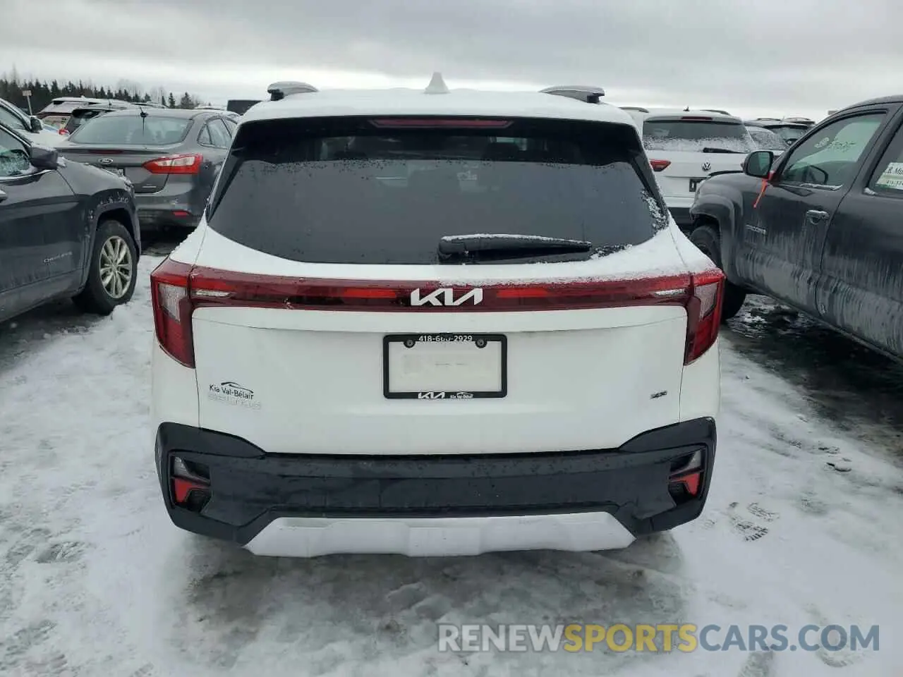 6 Photograph of a damaged car KNDERCAA9R7642015 KIA SELTOS 2024