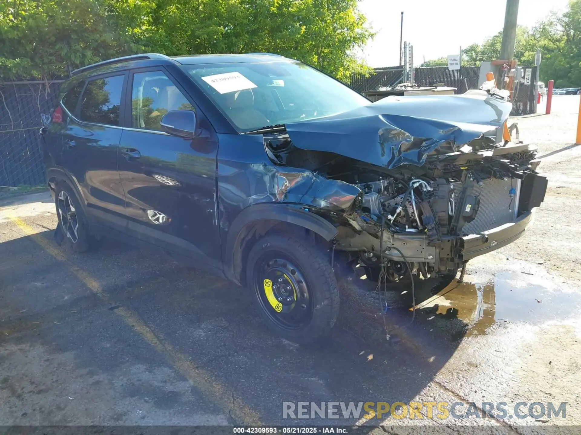 1 Photograph of a damaged car KNDERCAAXR7653685 KIA SELTOS 2024