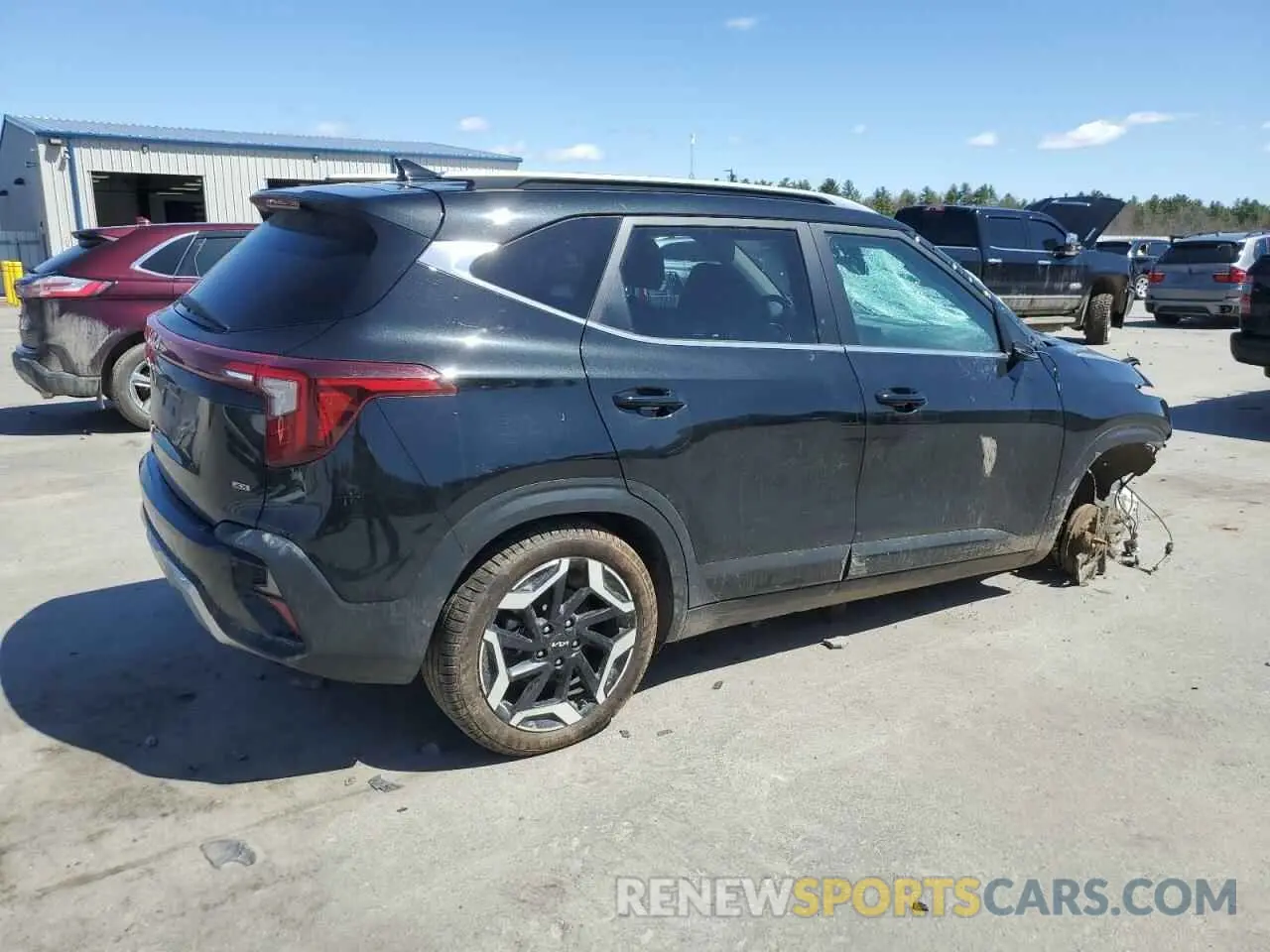 3 Photograph of a damaged car KNDETCA72R7490987 KIA SELTOS 2024
