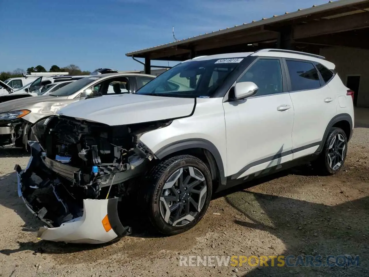 1 Photograph of a damaged car KNDETCA73R7478699 KIA SELTOS 2024