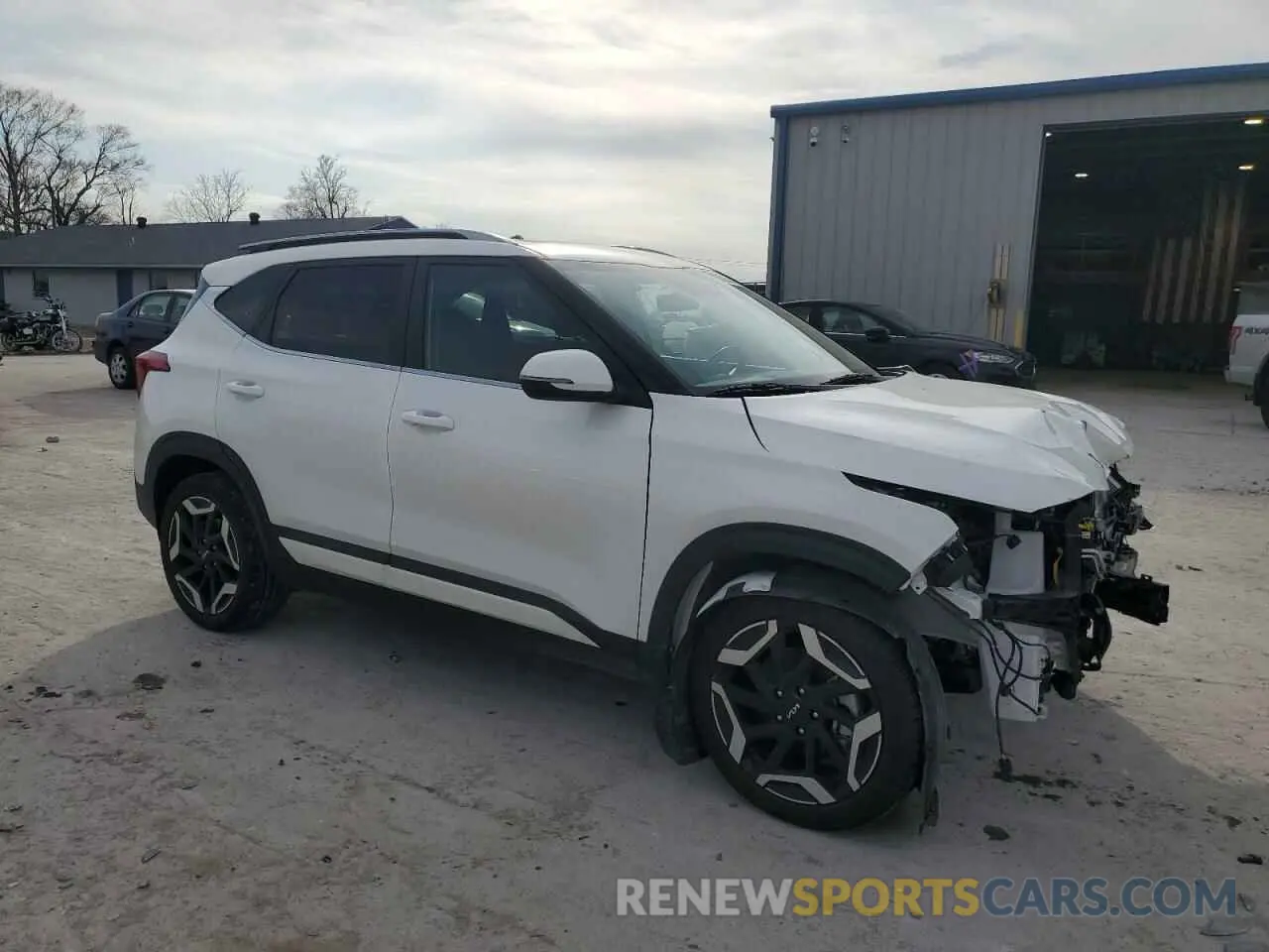 4 Photograph of a damaged car KNDETCA73R7507618 KIA SELTOS 2024