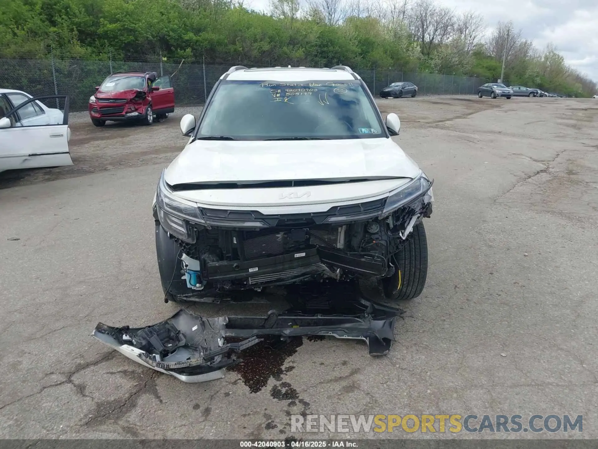 12 Photograph of a damaged car KNDETCA74R7505179 KIA SELTOS 2024