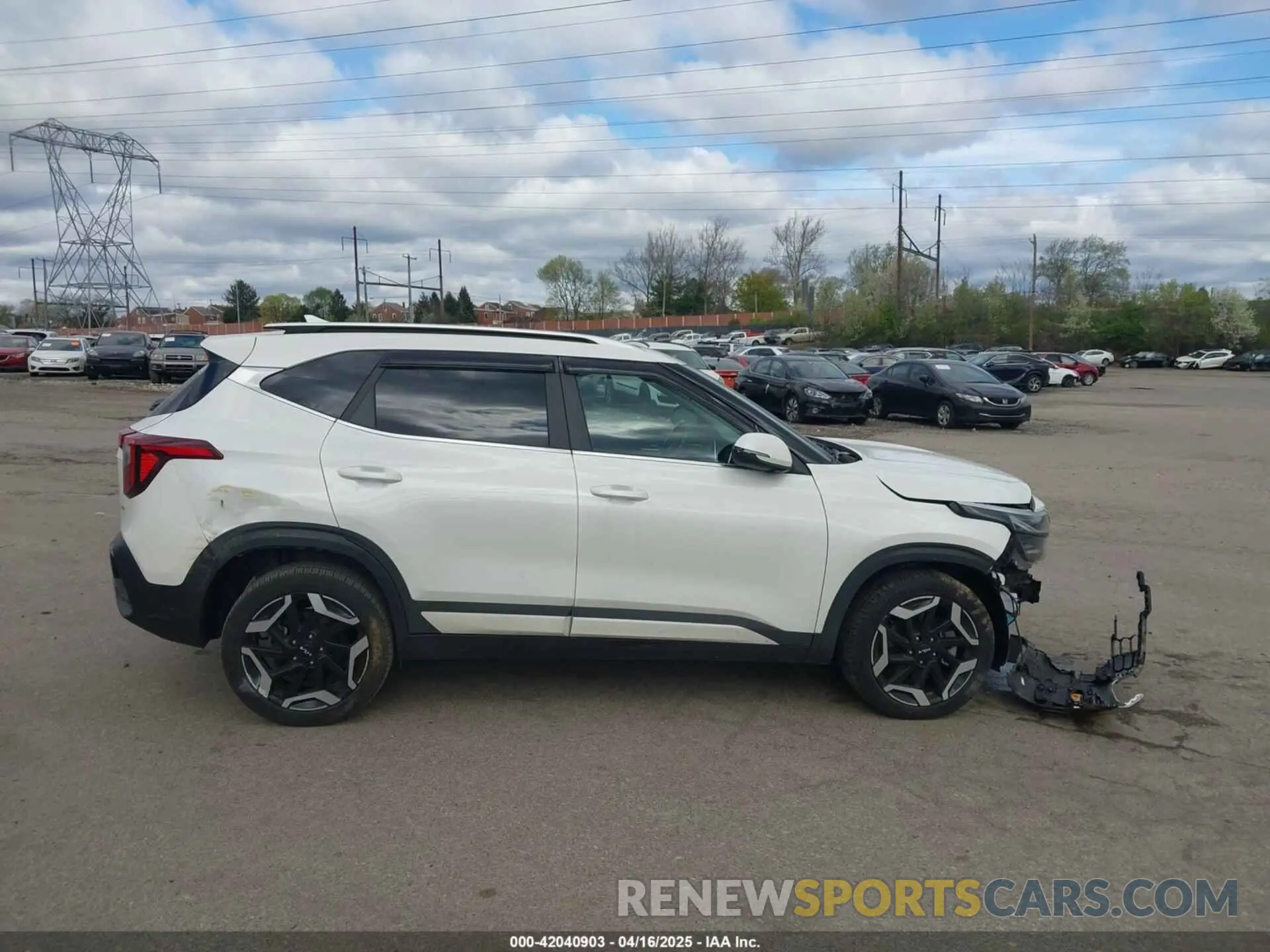 13 Photograph of a damaged car KNDETCA74R7505179 KIA SELTOS 2024