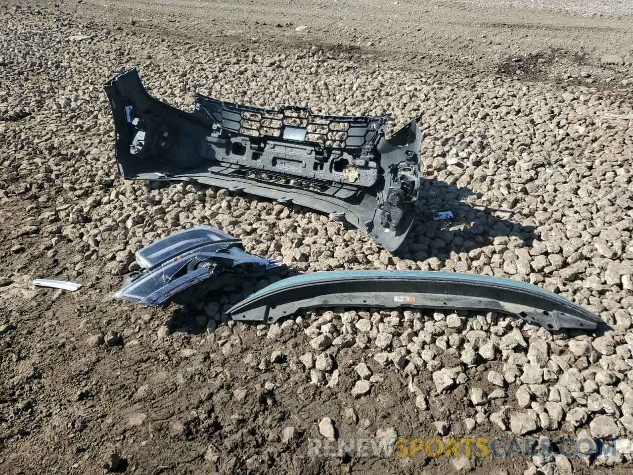 14 Photograph of a damaged car KNDETCA75R7497965 KIA SELTOS 2024