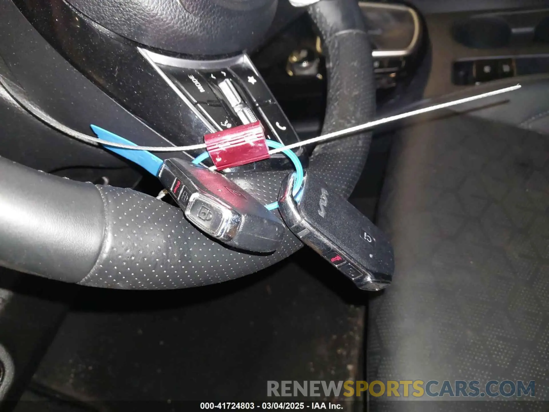 11 Photograph of a damaged car KNDETCA75R7540944 KIA SELTOS 2024