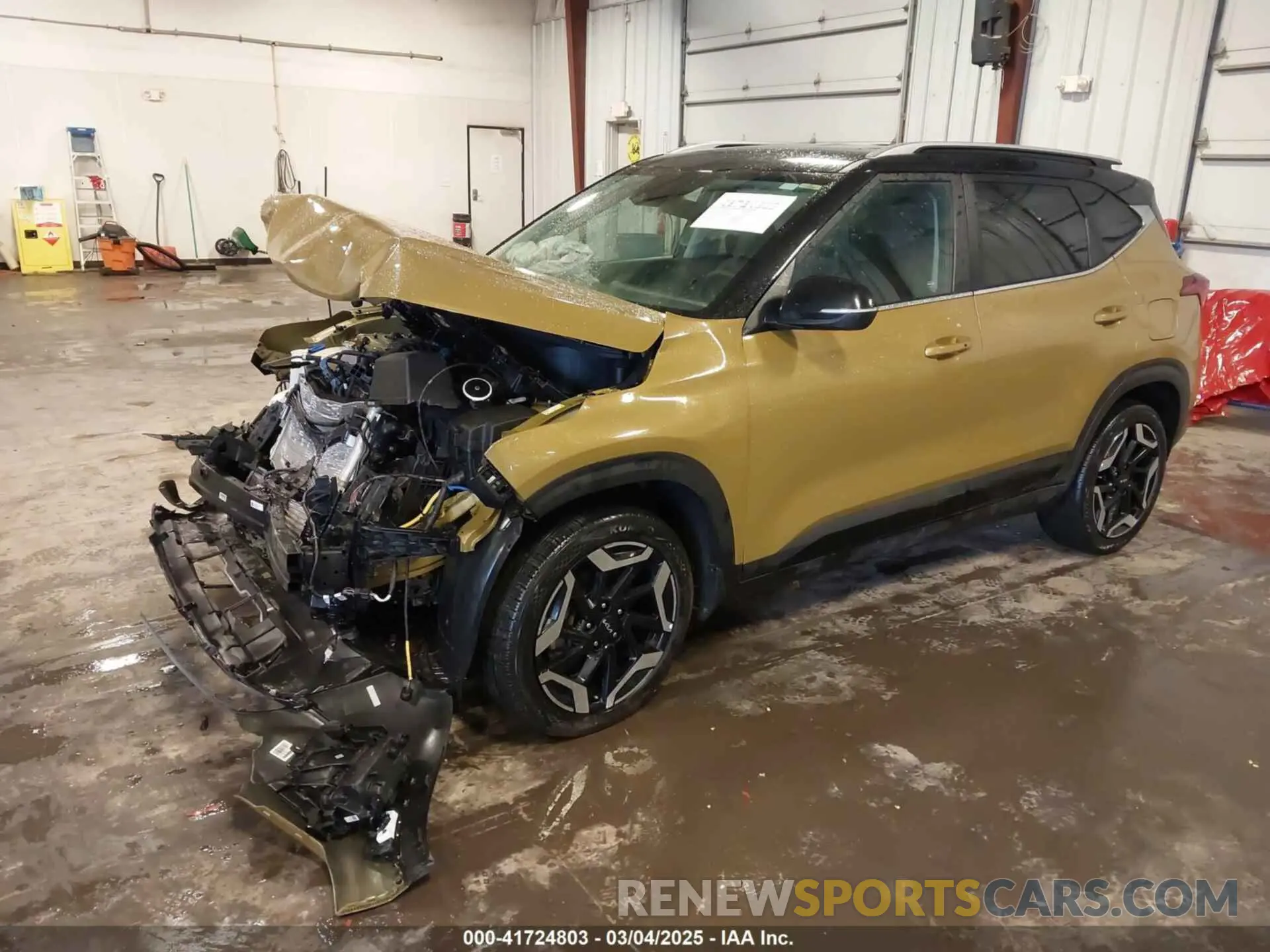 2 Photograph of a damaged car KNDETCA75R7540944 KIA SELTOS 2024