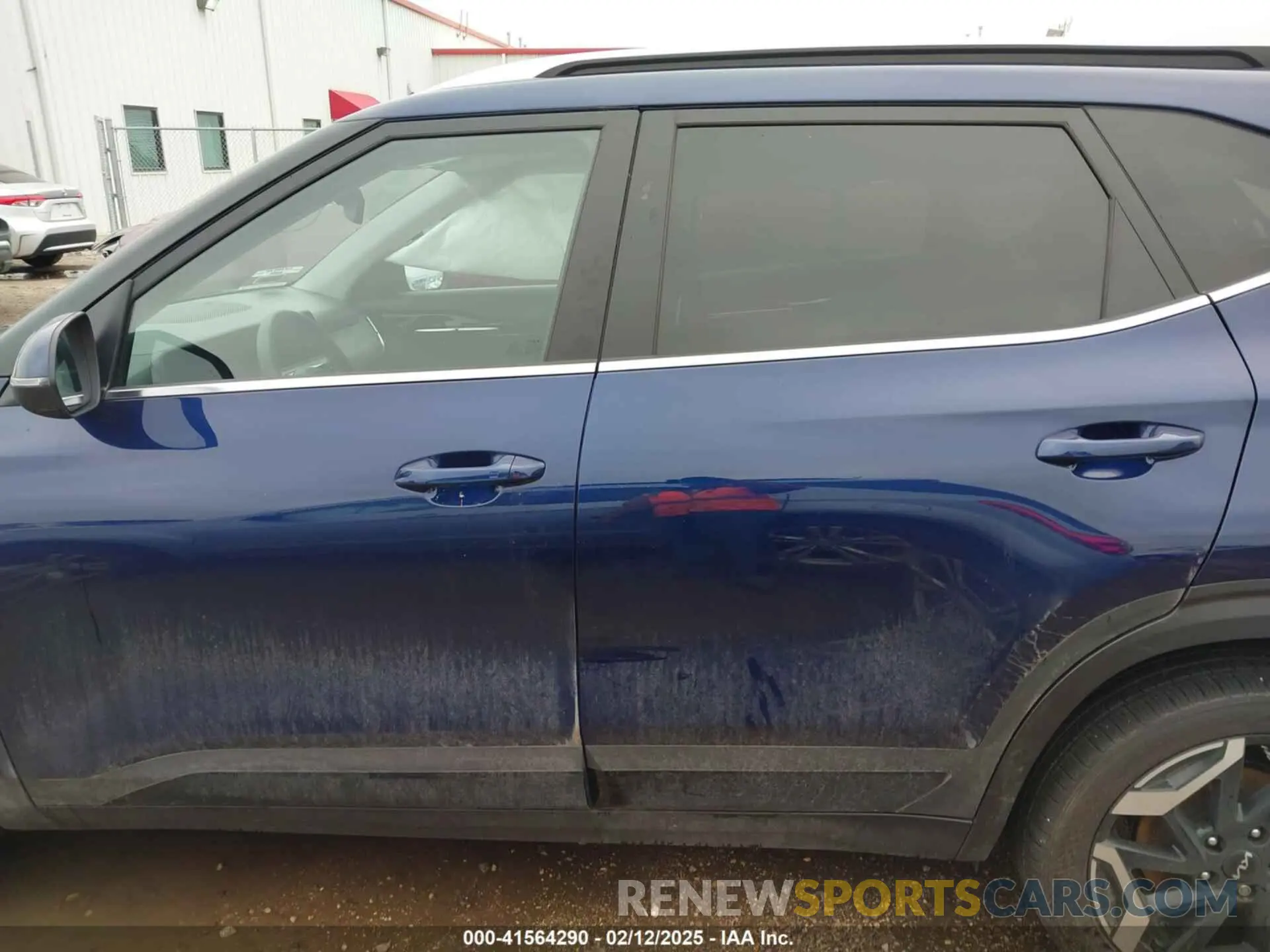 14 Photograph of a damaged car KNDETCA75R7639070 KIA SELTOS 2024