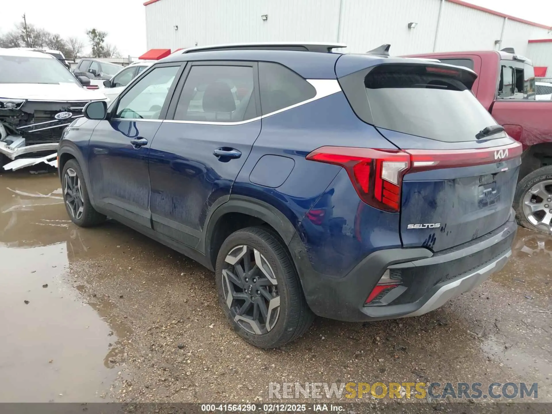 3 Photograph of a damaged car KNDETCA75R7639070 KIA SELTOS 2024