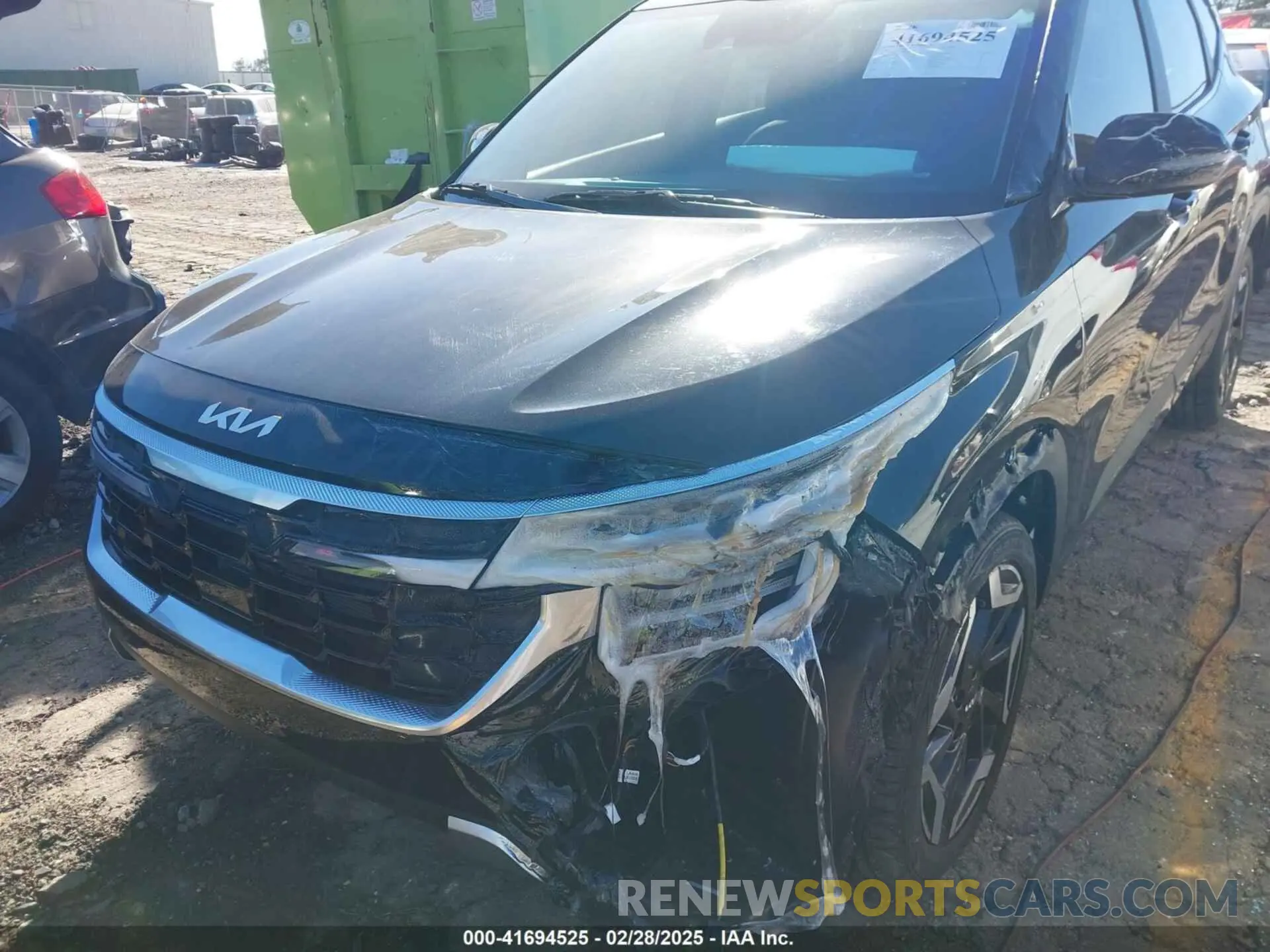6 Photograph of a damaged car KNDETCA79R7584915 KIA SELTOS 2024