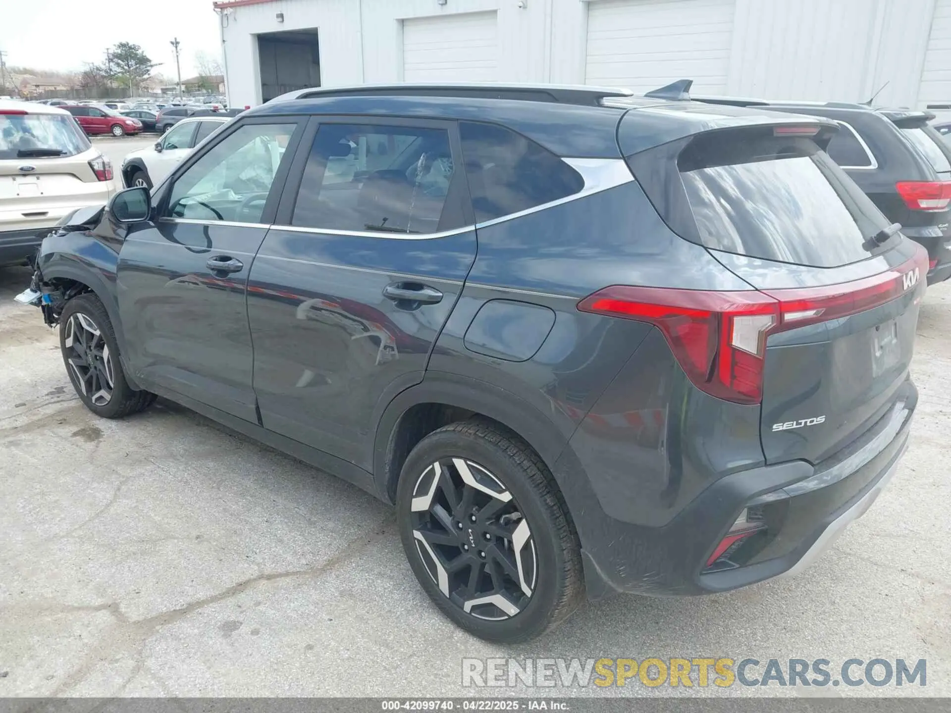3 Photograph of a damaged car KNDETCA7XR7666541 KIA SELTOS 2024