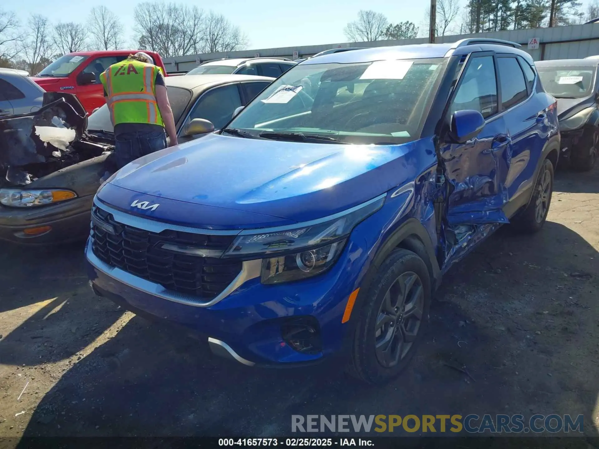 2 Photograph of a damaged car KNDEU2AA1R7614394 KIA SELTOS 2024
