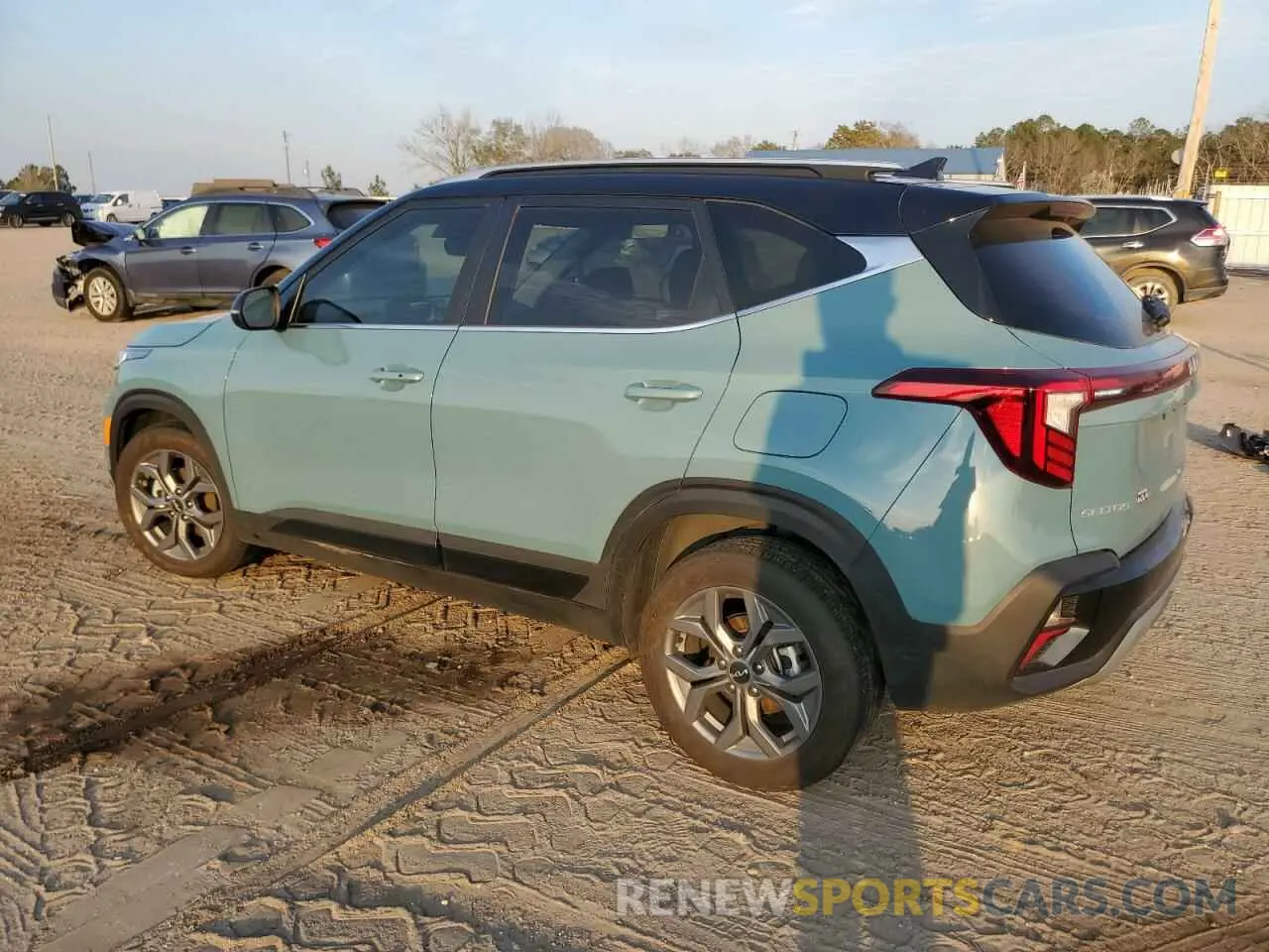 2 Photograph of a damaged car KNDEU2AA1R7656175 KIA SELTOS 2024