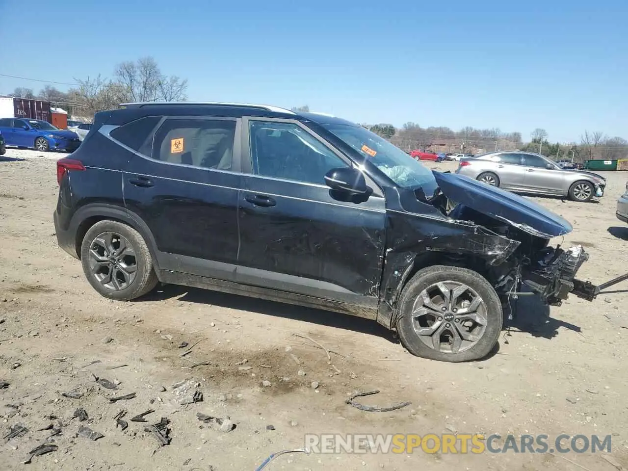 4 Photograph of a damaged car KNDEU2AA2R7477384 KIA SELTOS 2024