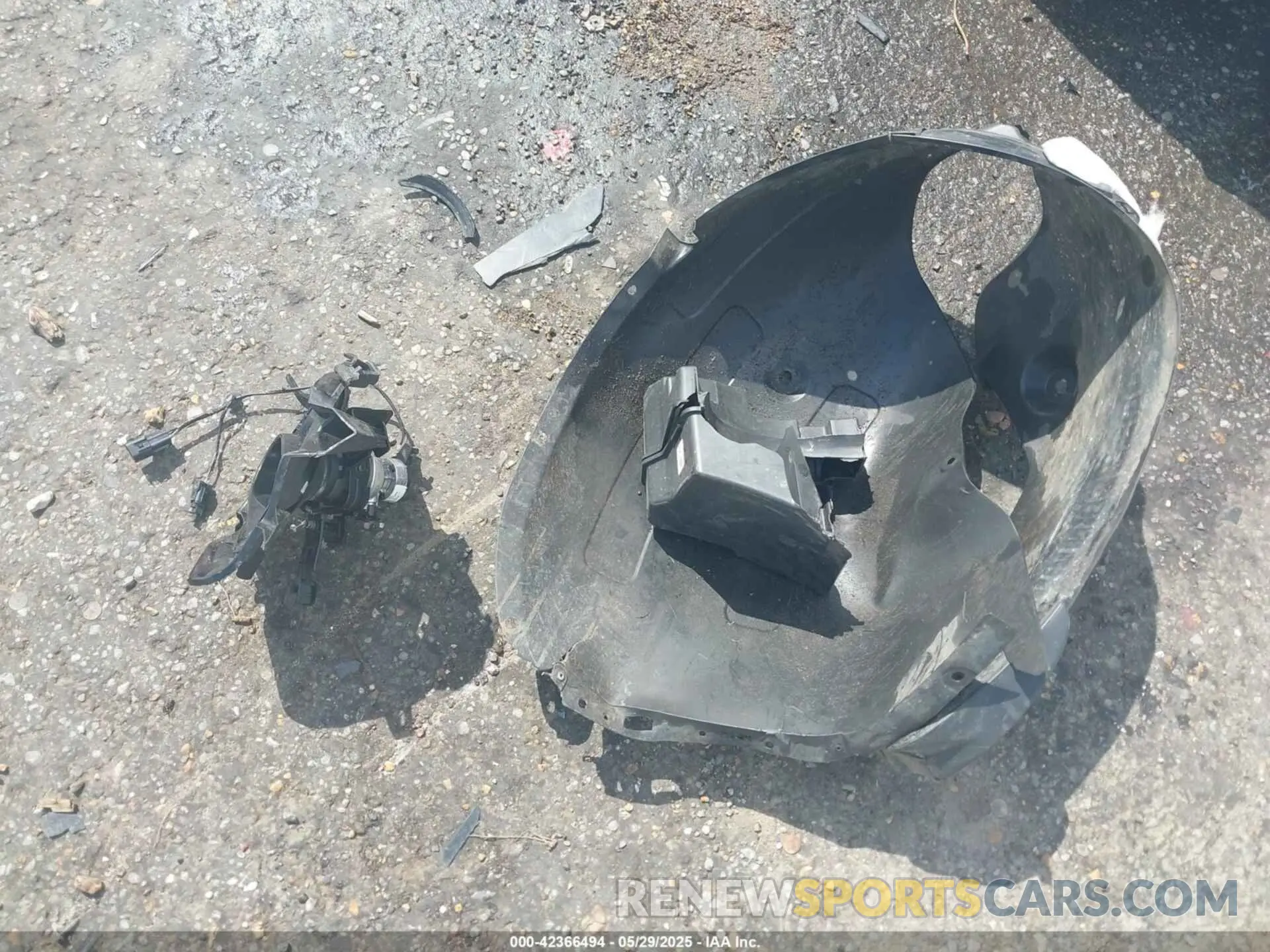 12 Photograph of a damaged car KNDEU2AA3R7590034 KIA SELTOS 2024