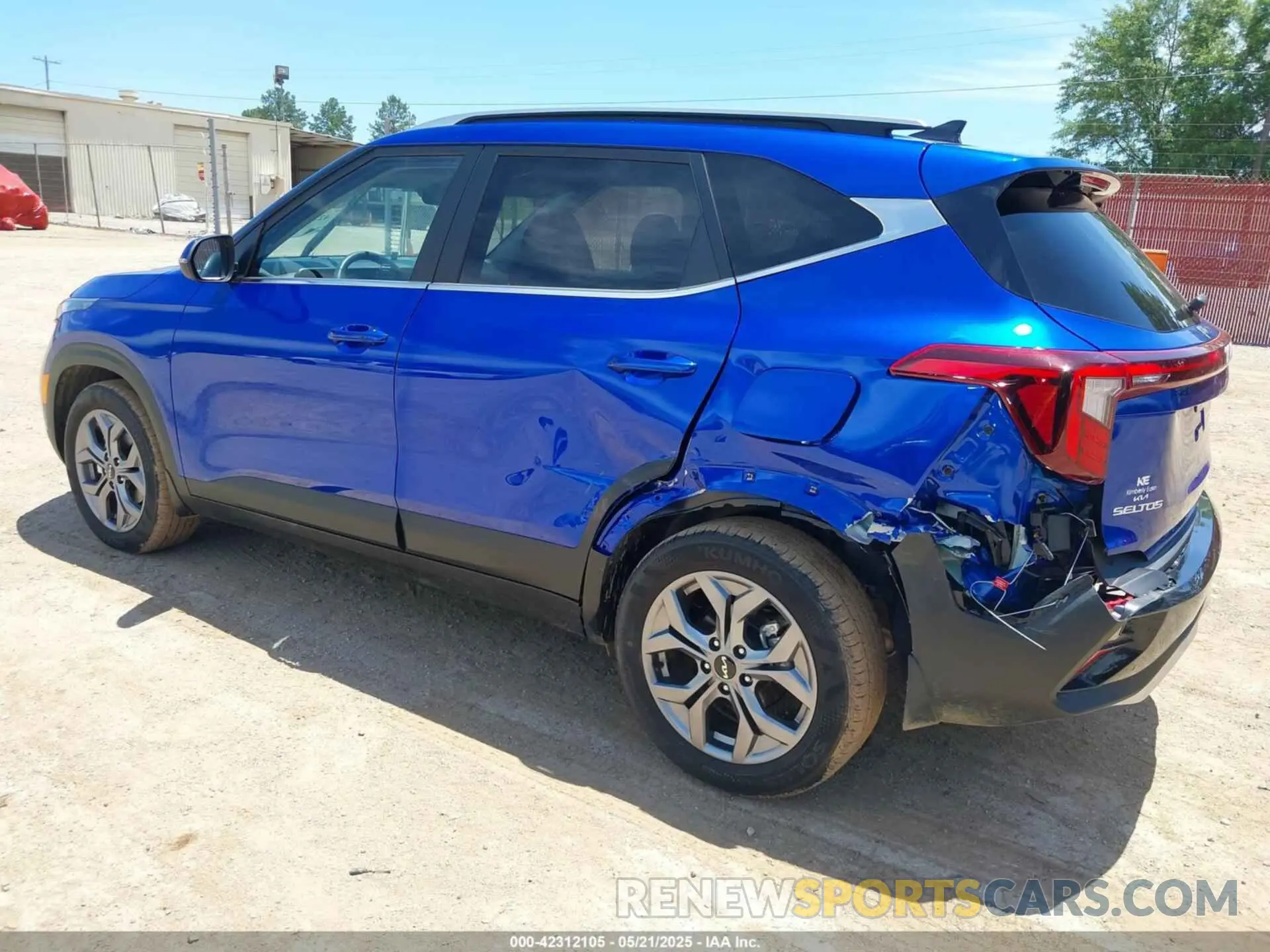 3 Photograph of a damaged car KNDEU2AA4R7654467 KIA SELTOS 2024