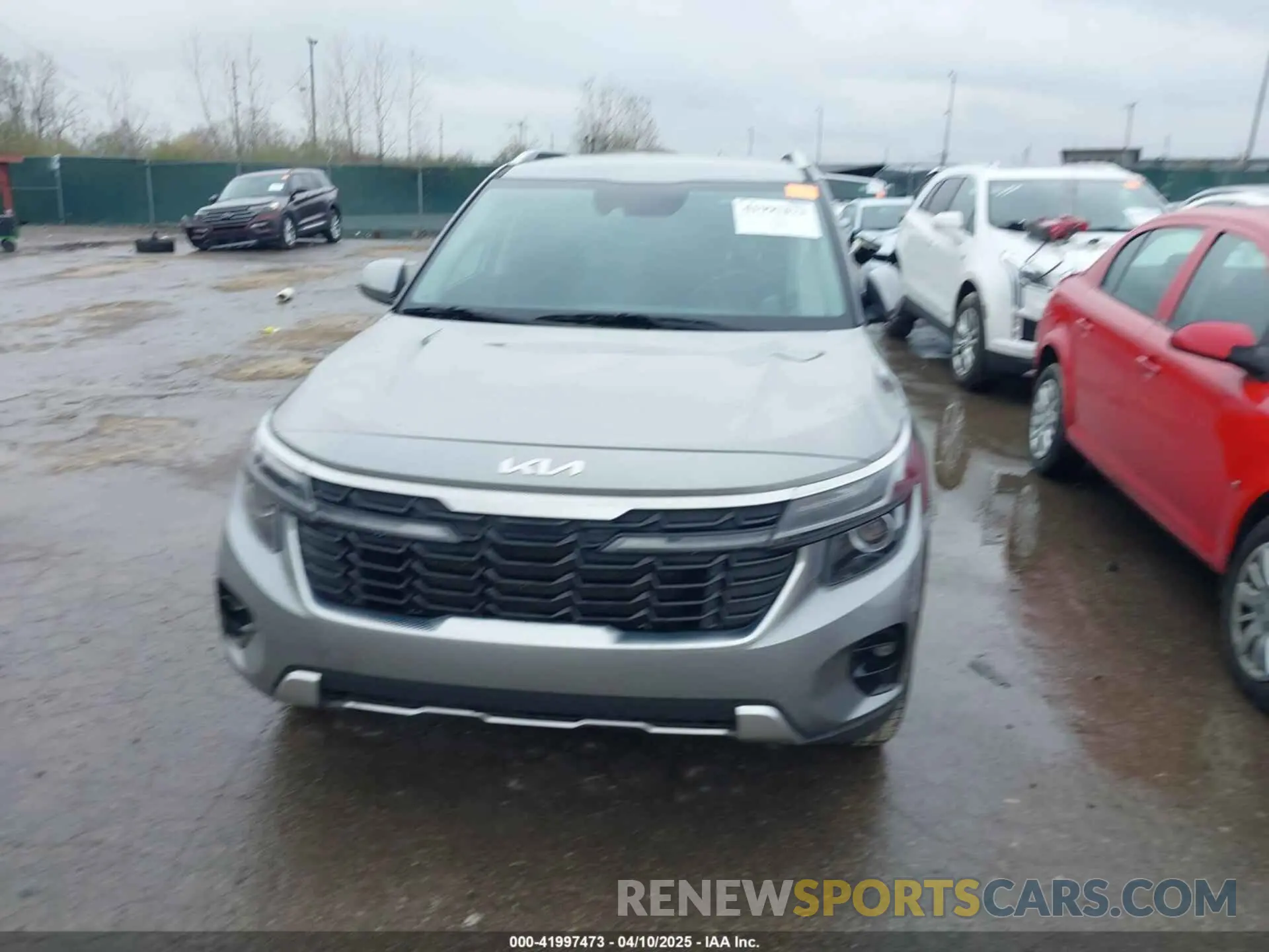 12 Photograph of a damaged car KNDEU2AA6R7488257 KIA SELTOS 2024