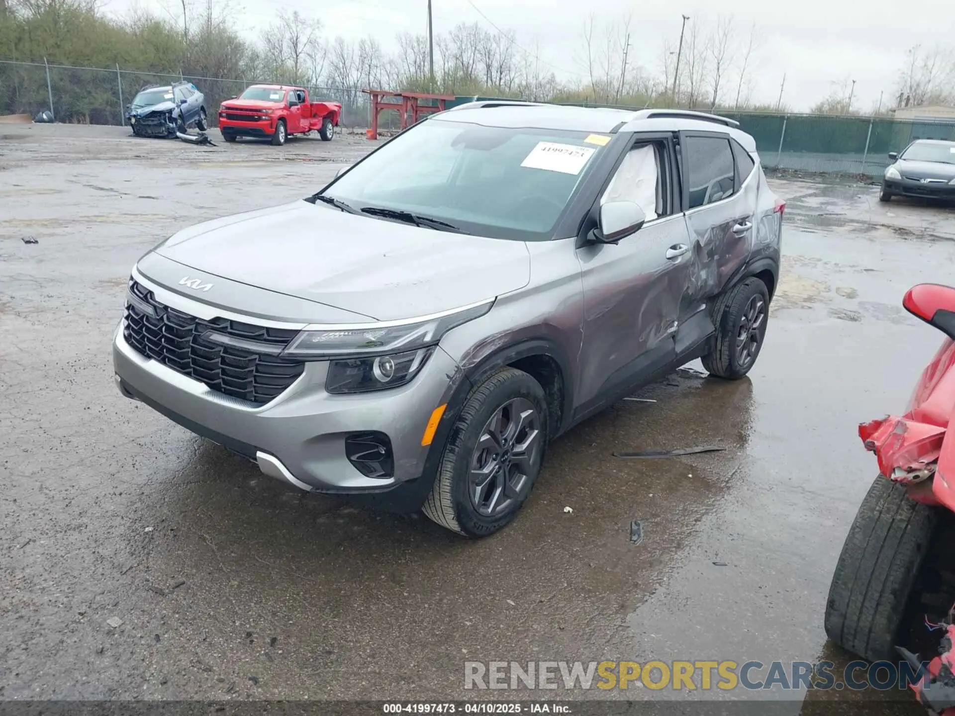 2 Photograph of a damaged car KNDEU2AA6R7488257 KIA SELTOS 2024