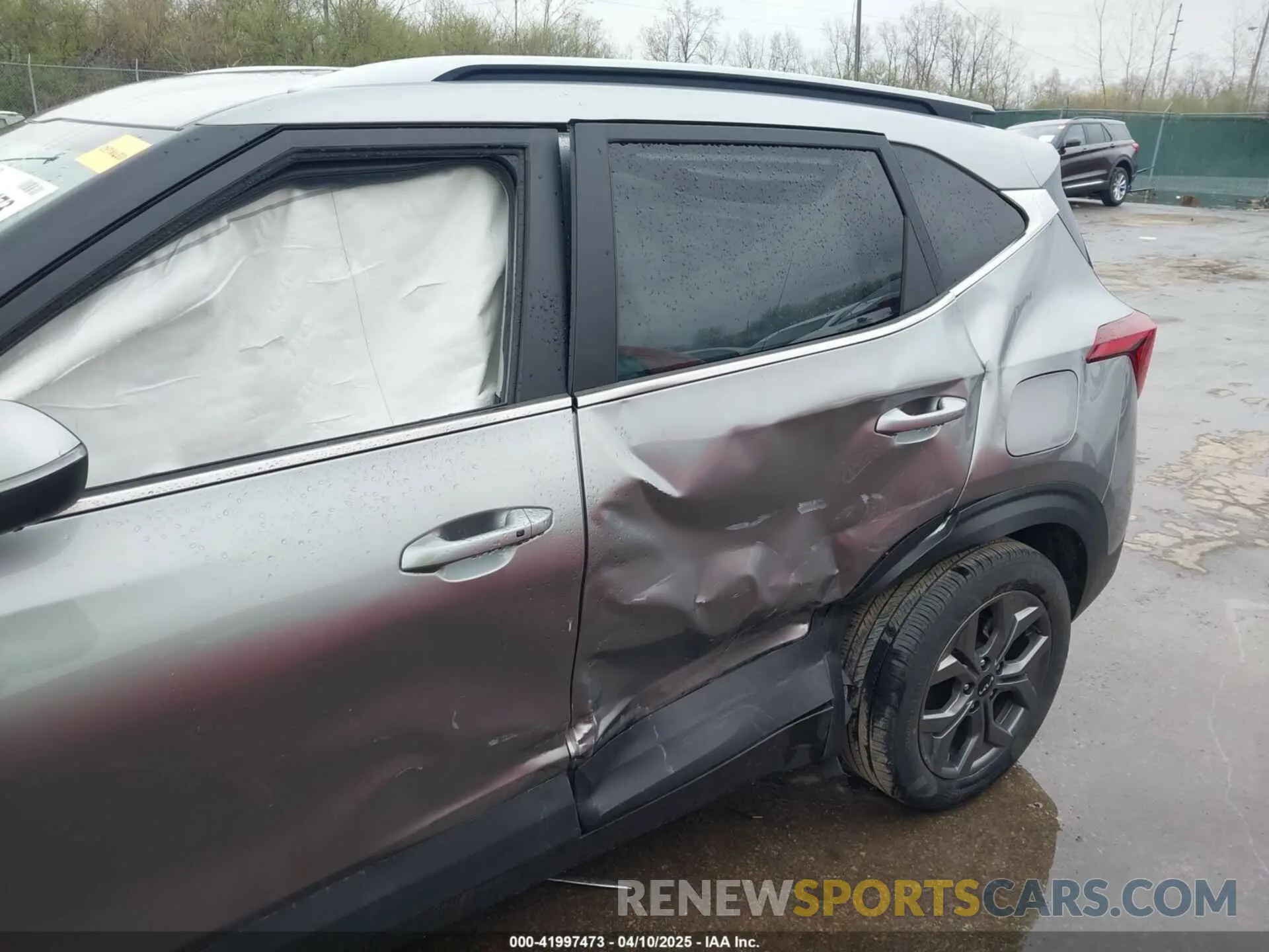 6 Photograph of a damaged car KNDEU2AA6R7488257 KIA SELTOS 2024