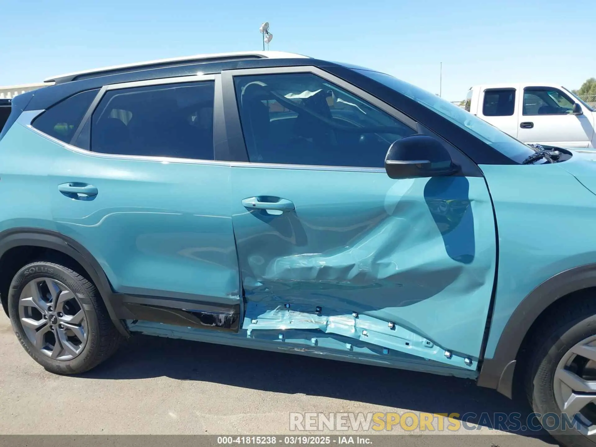 13 Photograph of a damaged car KNDEU2AA6R7564415 KIA SELTOS 2024