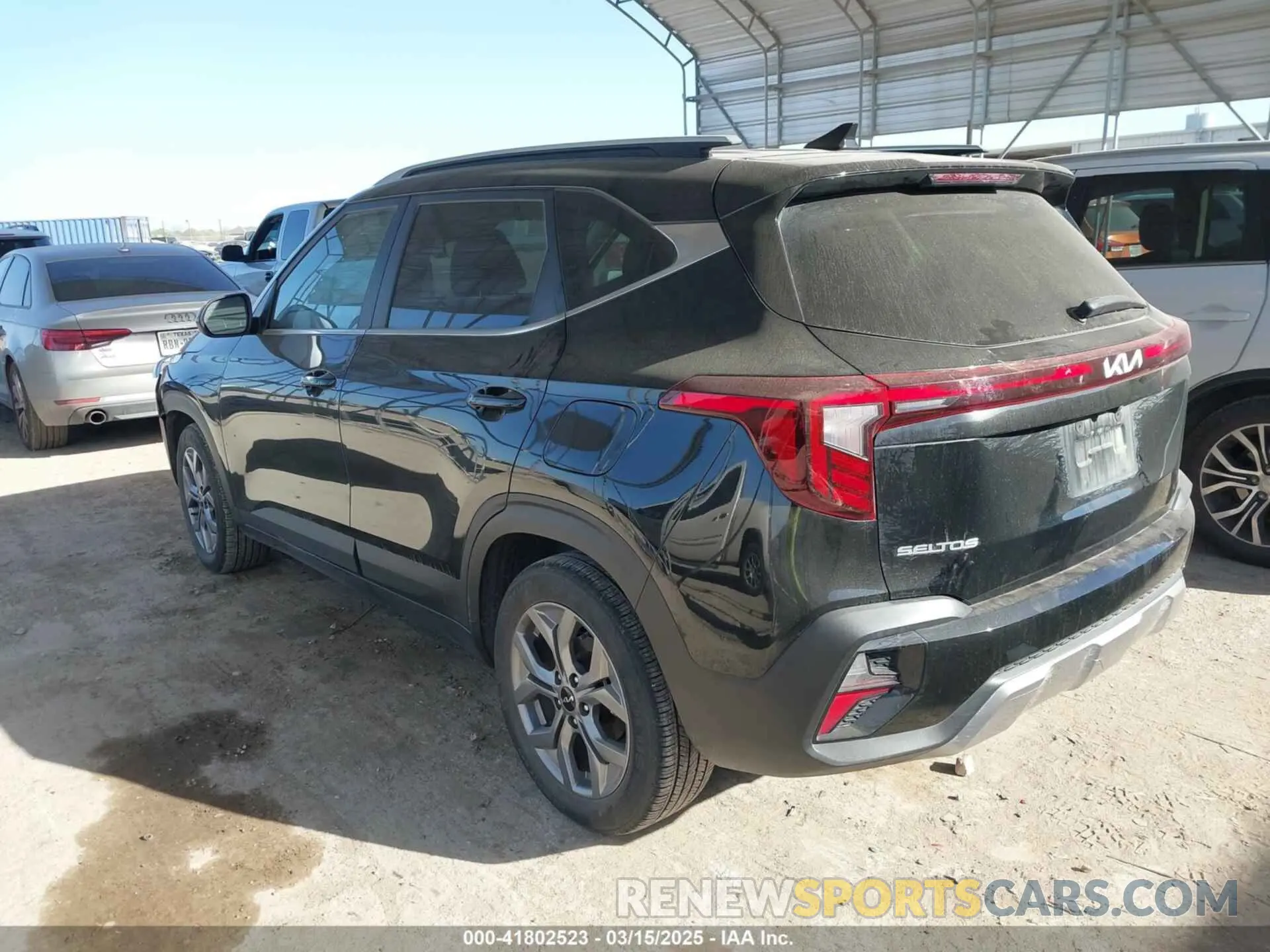 3 Photograph of a damaged car KNDEU2AA7R7502828 KIA SELTOS 2024
