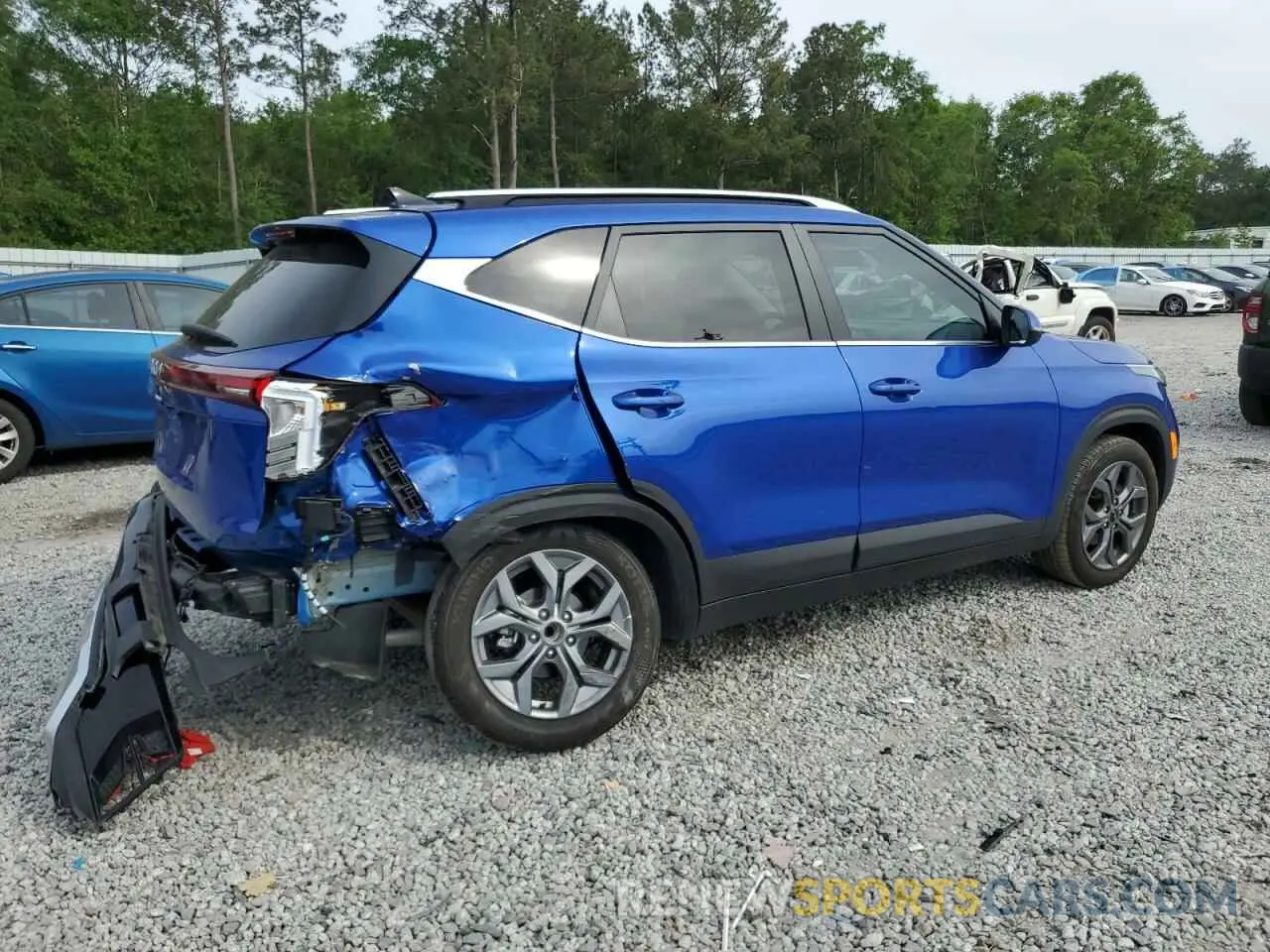 3 Photograph of a damaged car KNDEU2AA7R7583412 KIA SELTOS 2024