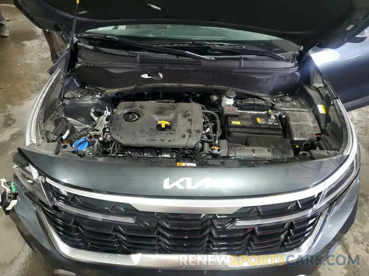 12 Photograph of a damaged car KNDEU2AA7R7615498 KIA SELTOS 2024