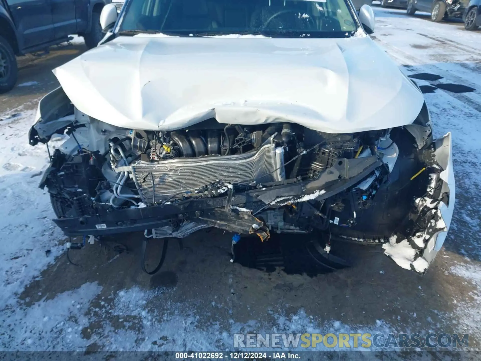 6 Photograph of a damaged car KNDEU2AA7R7638201 KIA SELTOS 2024