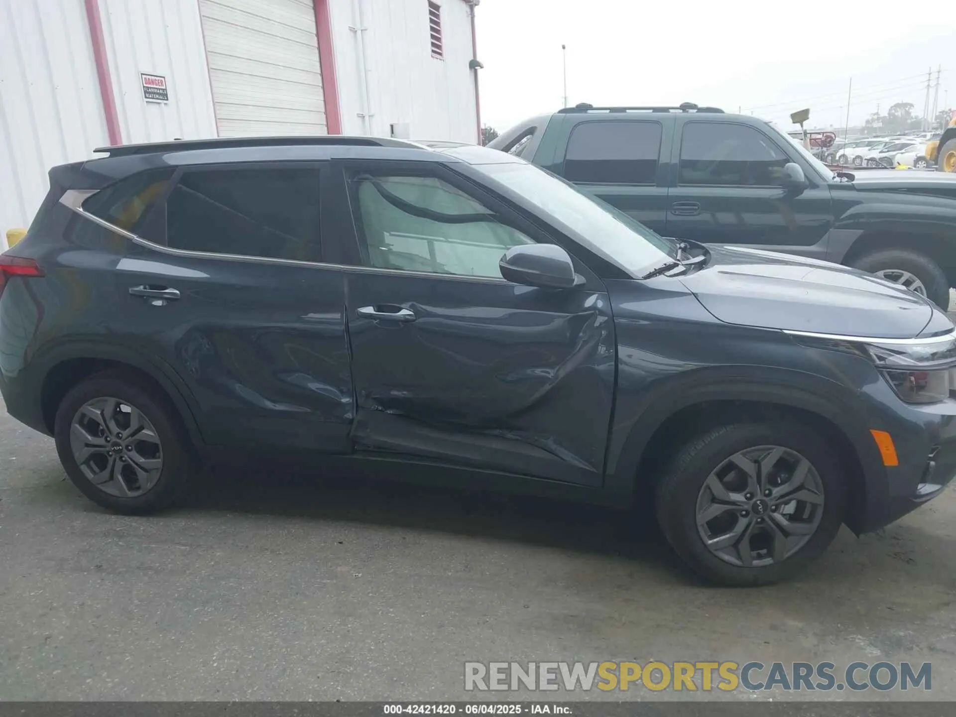 13 Photograph of a damaged car KNDEU2AA8R7662894 KIA SELTOS 2024