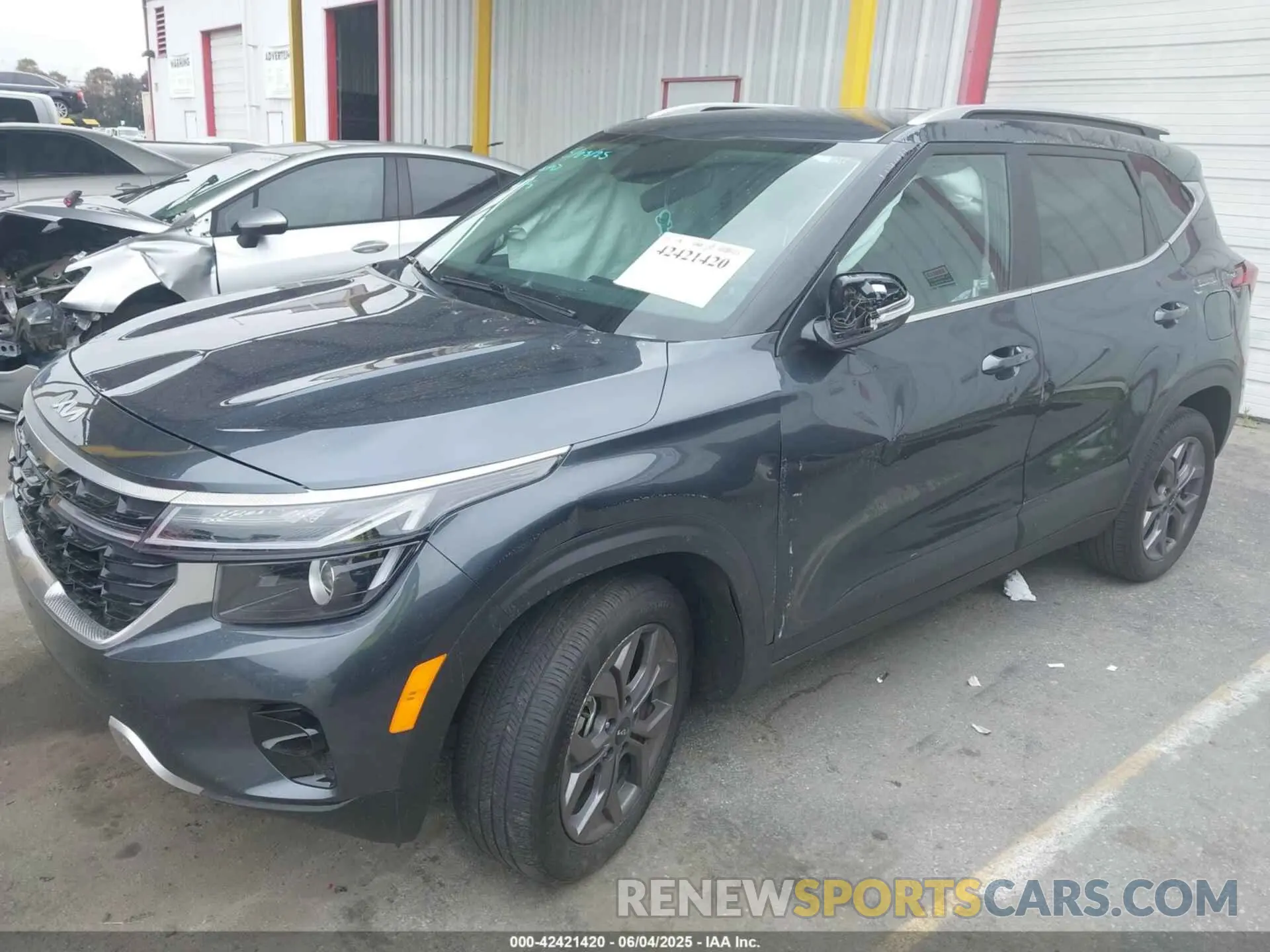 2 Photograph of a damaged car KNDEU2AA8R7662894 KIA SELTOS 2024