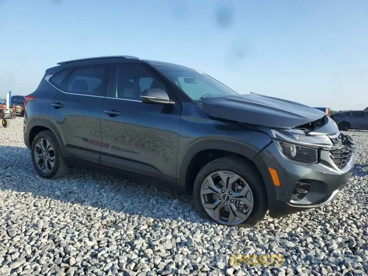 4 Photograph of a damaged car KNDEU2AA8R7666864 KIA SELTOS 2024