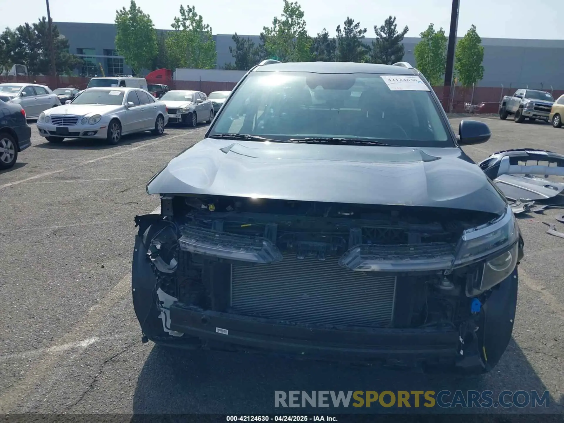 13 Photograph of a damaged car KNDEU2AA9R7659275 KIA SELTOS 2024