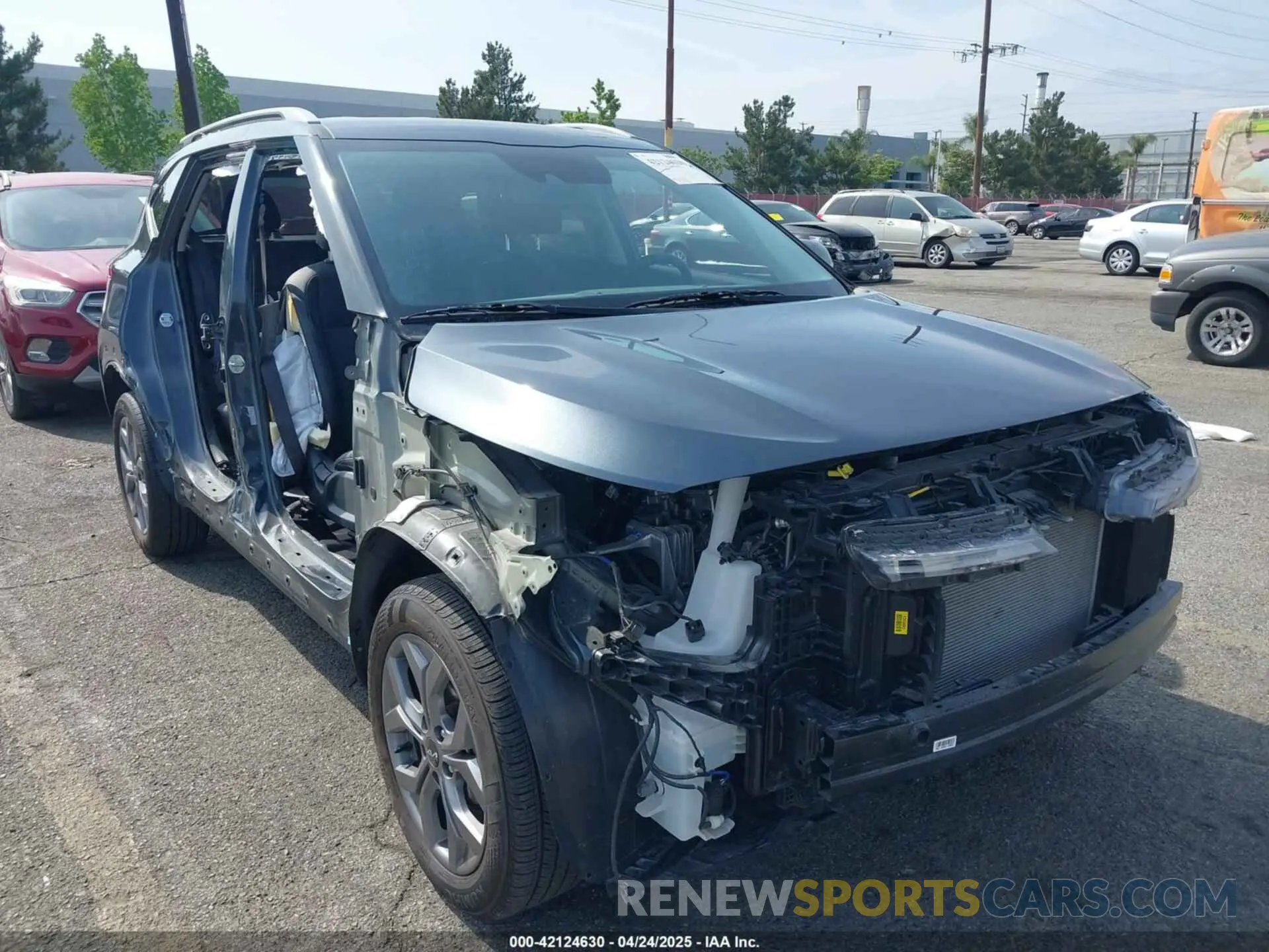 6 Photograph of a damaged car KNDEU2AA9R7659275 KIA SELTOS 2024