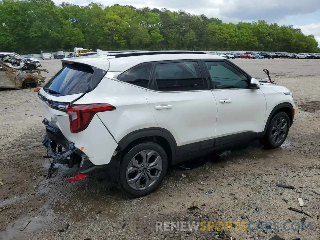 3 Photograph of a damaged car KNDEU2AAXR7476757 KIA SELTOS 2024