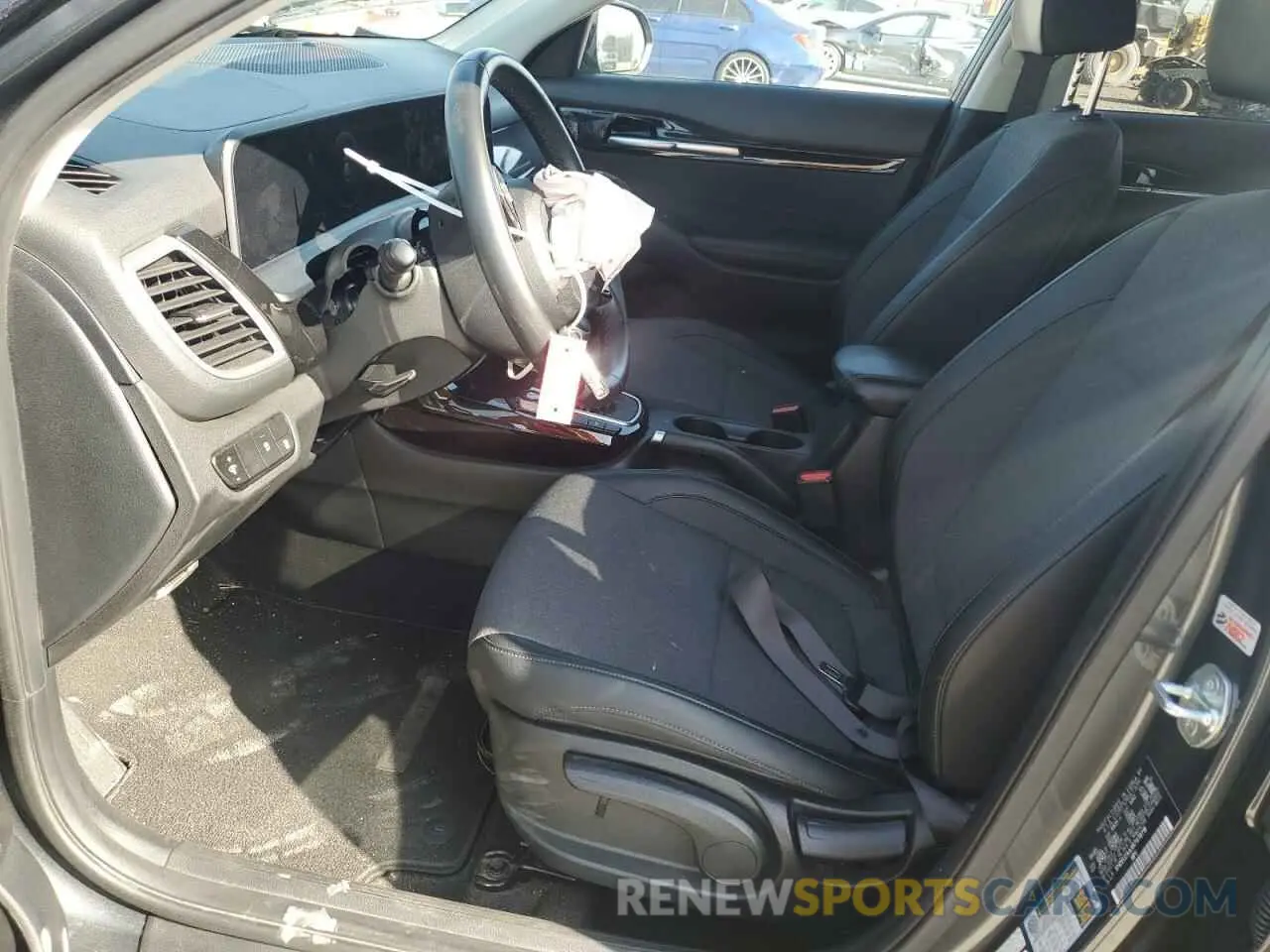 7 Photograph of a damaged car KNDEU2AAXR7478718 KIA SELTOS 2024