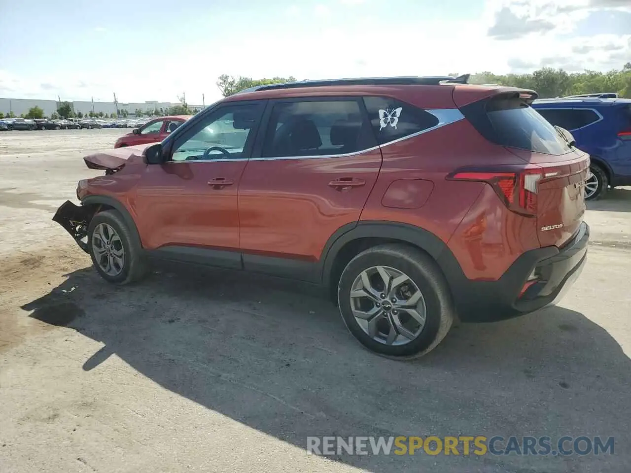 2 Photograph of a damaged car KNDEU2AAXR7536925 KIA SELTOS 2024