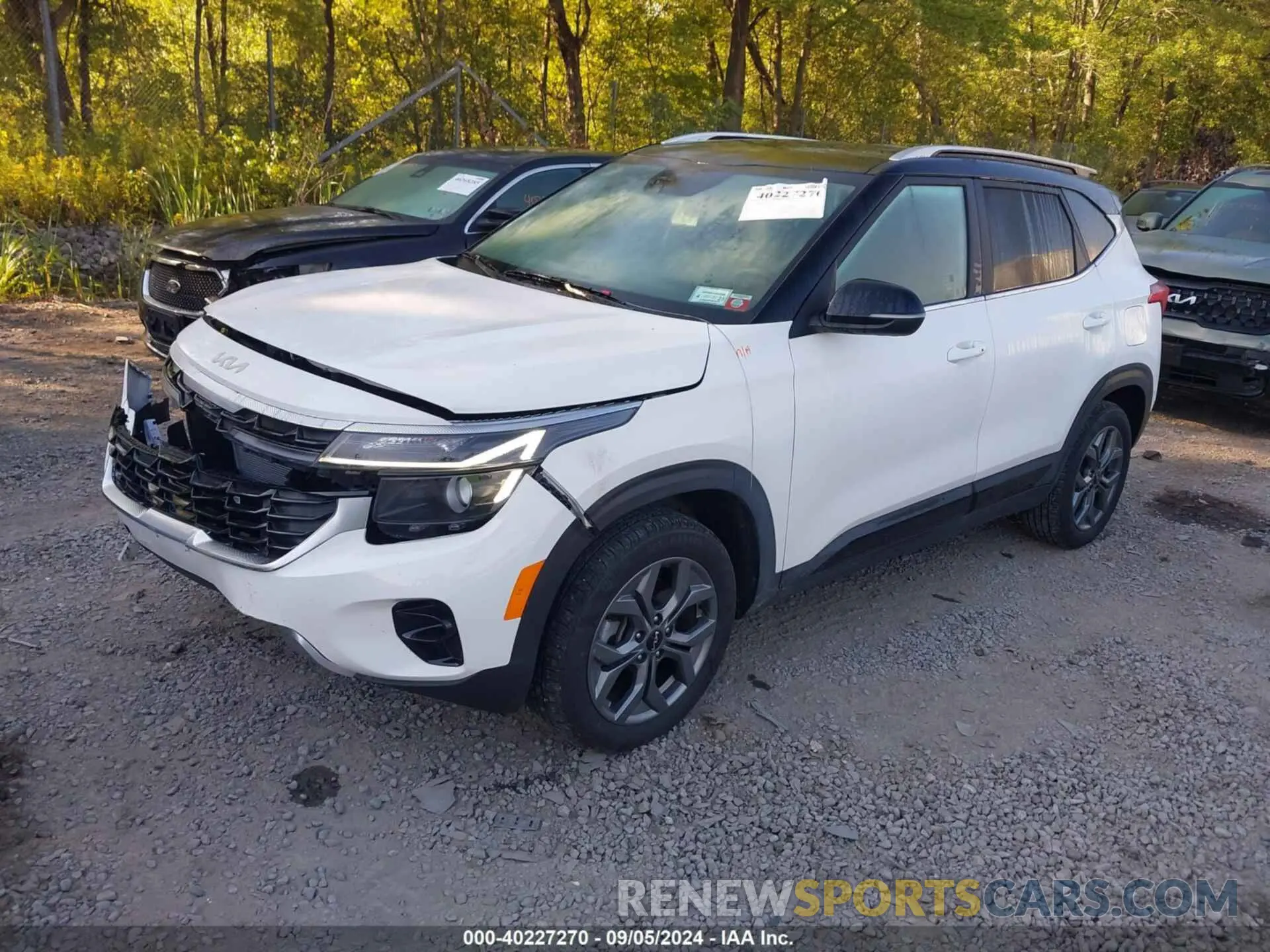 2 Photograph of a damaged car KNDEUCAA4R7531208 KIA SELTOS 2024