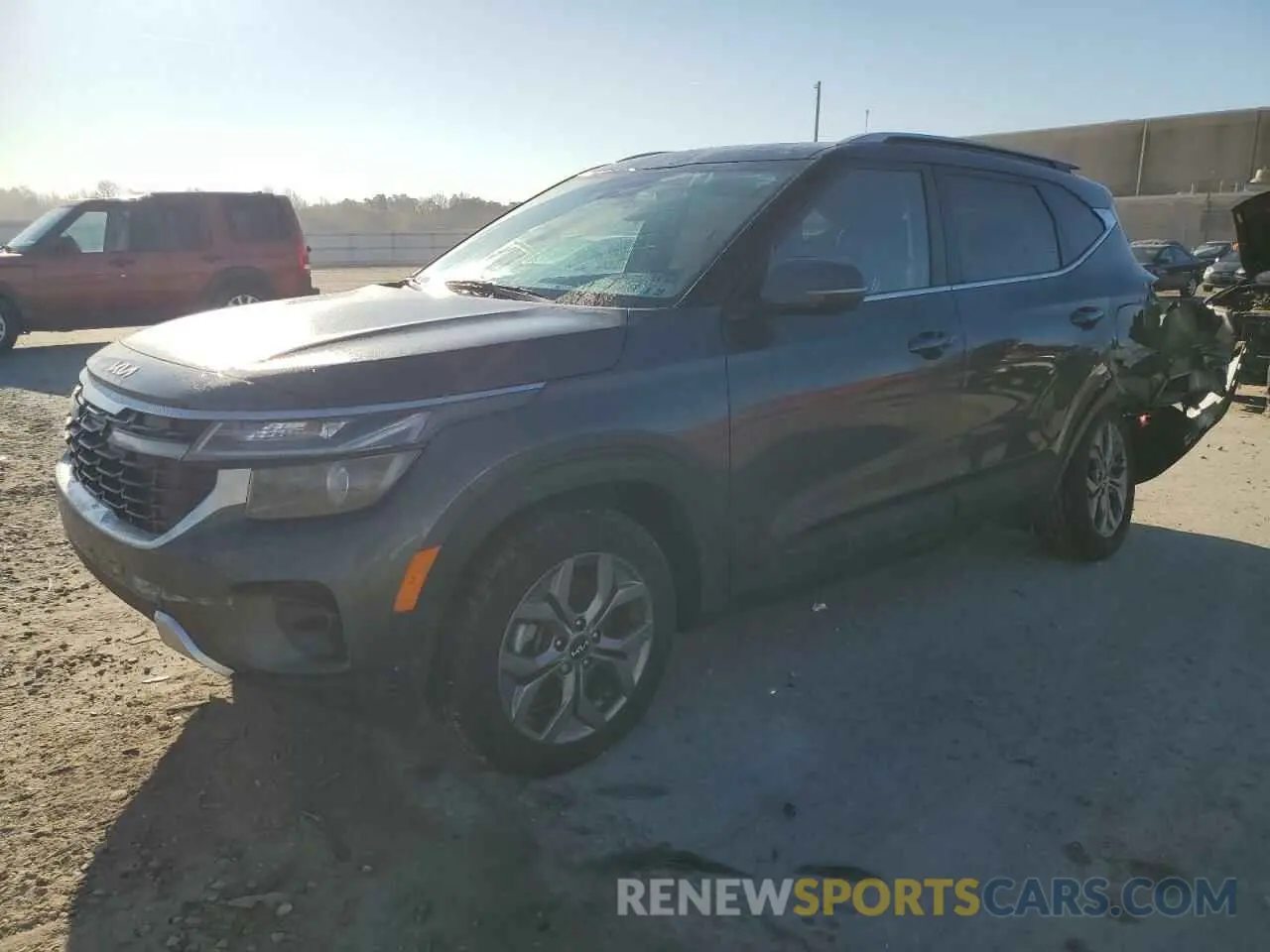 1 Photograph of a damaged car KNDEUCAA5R7637909 KIA SELTOS 2024