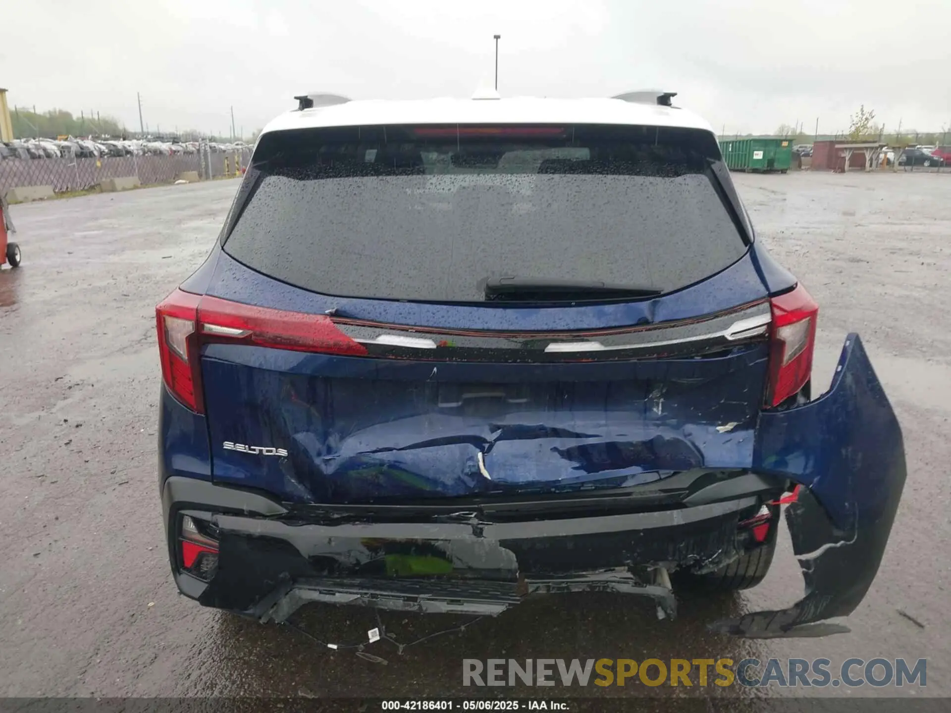 15 Photograph of a damaged car KNDEUCAA6R7487387 KIA SELTOS 2024
