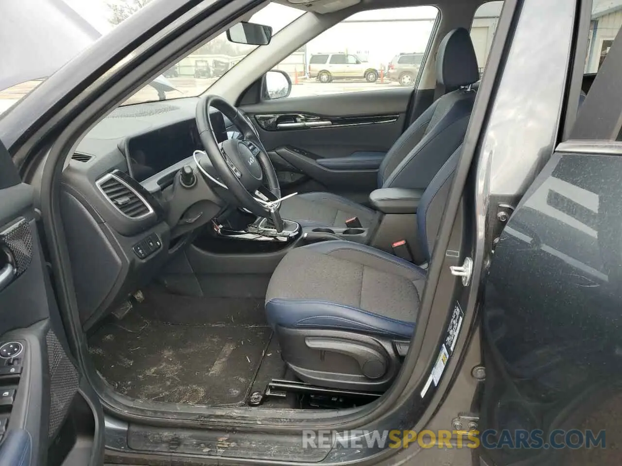 7 Photograph of a damaged car KNDEUCAA6R7515026 KIA SELTOS 2024