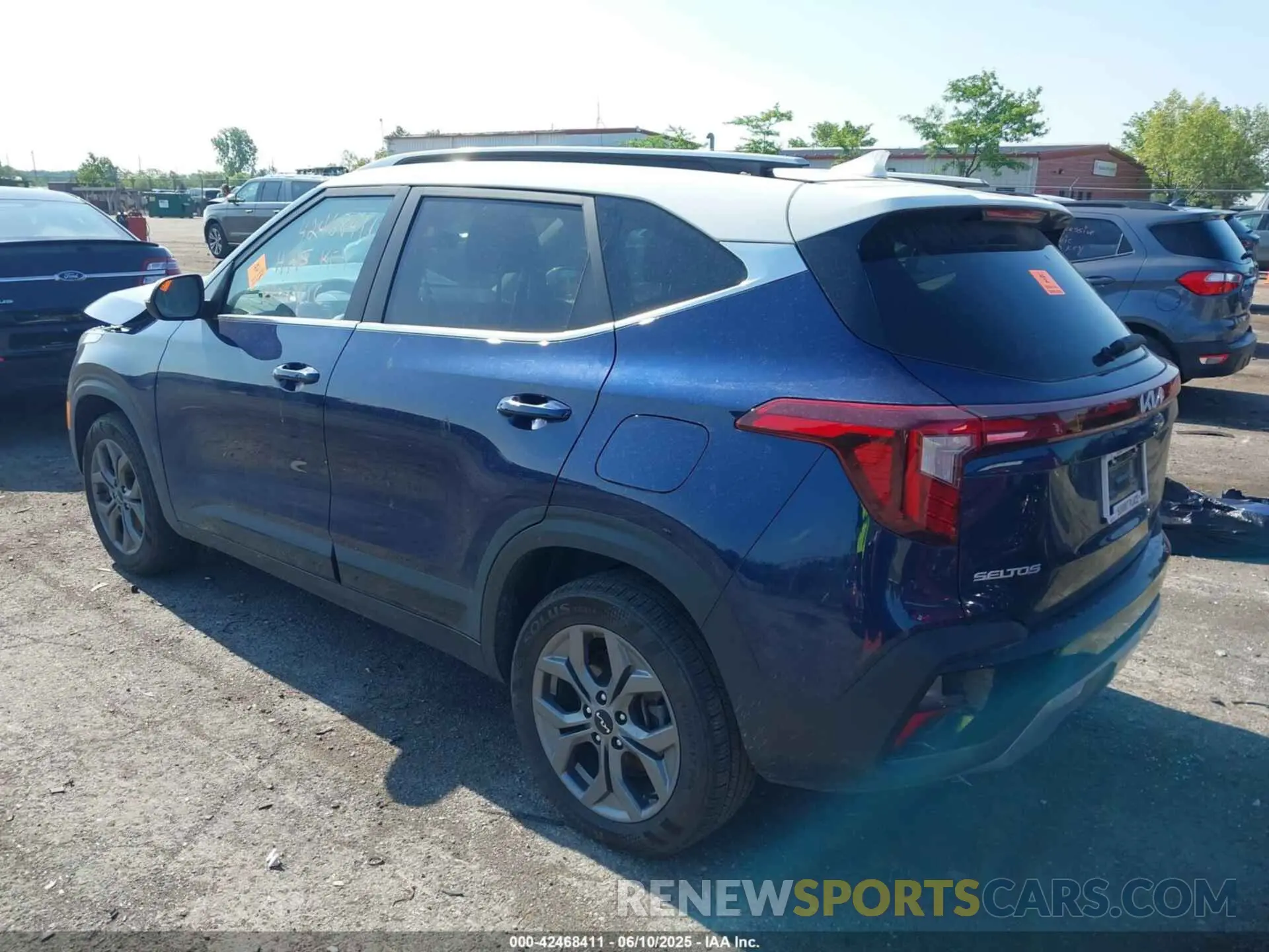3 Photograph of a damaged car KNDEUCAA6R7629558 KIA SELTOS 2024