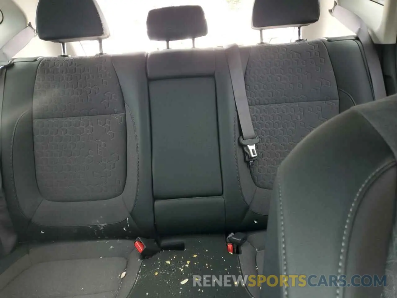 10 Photograph of a damaged car KNDEUCAA7R7569824 KIA SELTOS 2024