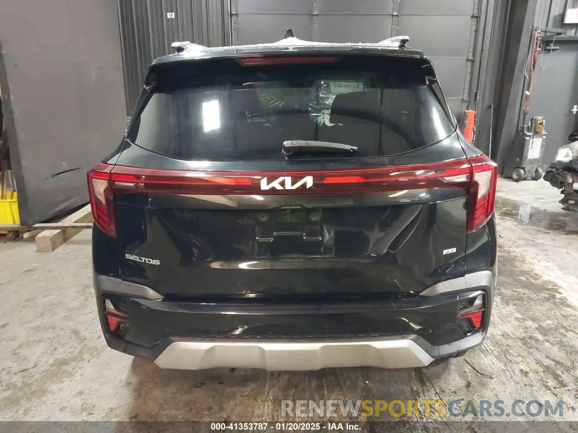 16 Photograph of a damaged car KNDEUCAA8R7522642 KIA SELTOS 2024
