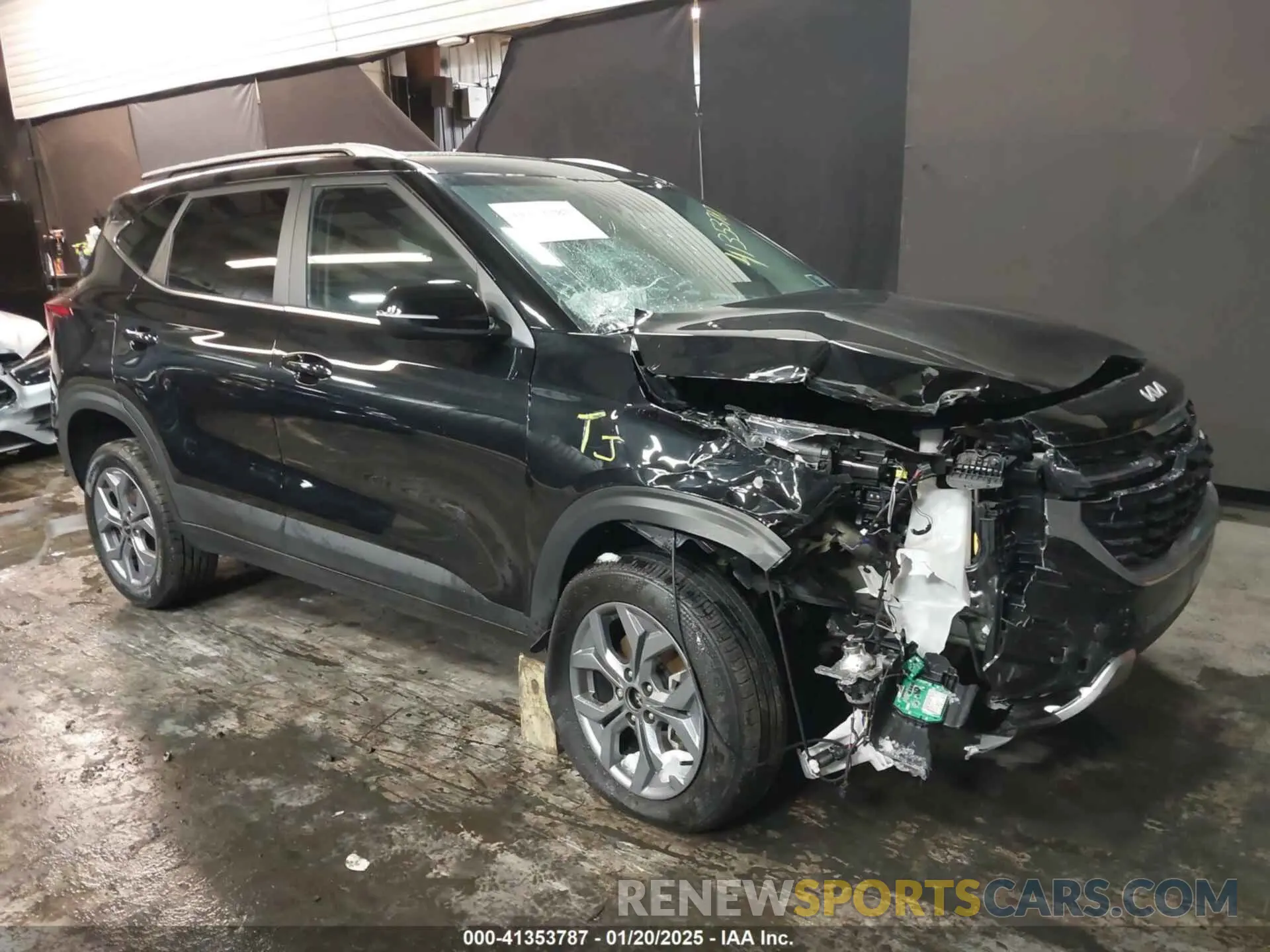 6 Photograph of a damaged car KNDEUCAA8R7522642 KIA SELTOS 2024