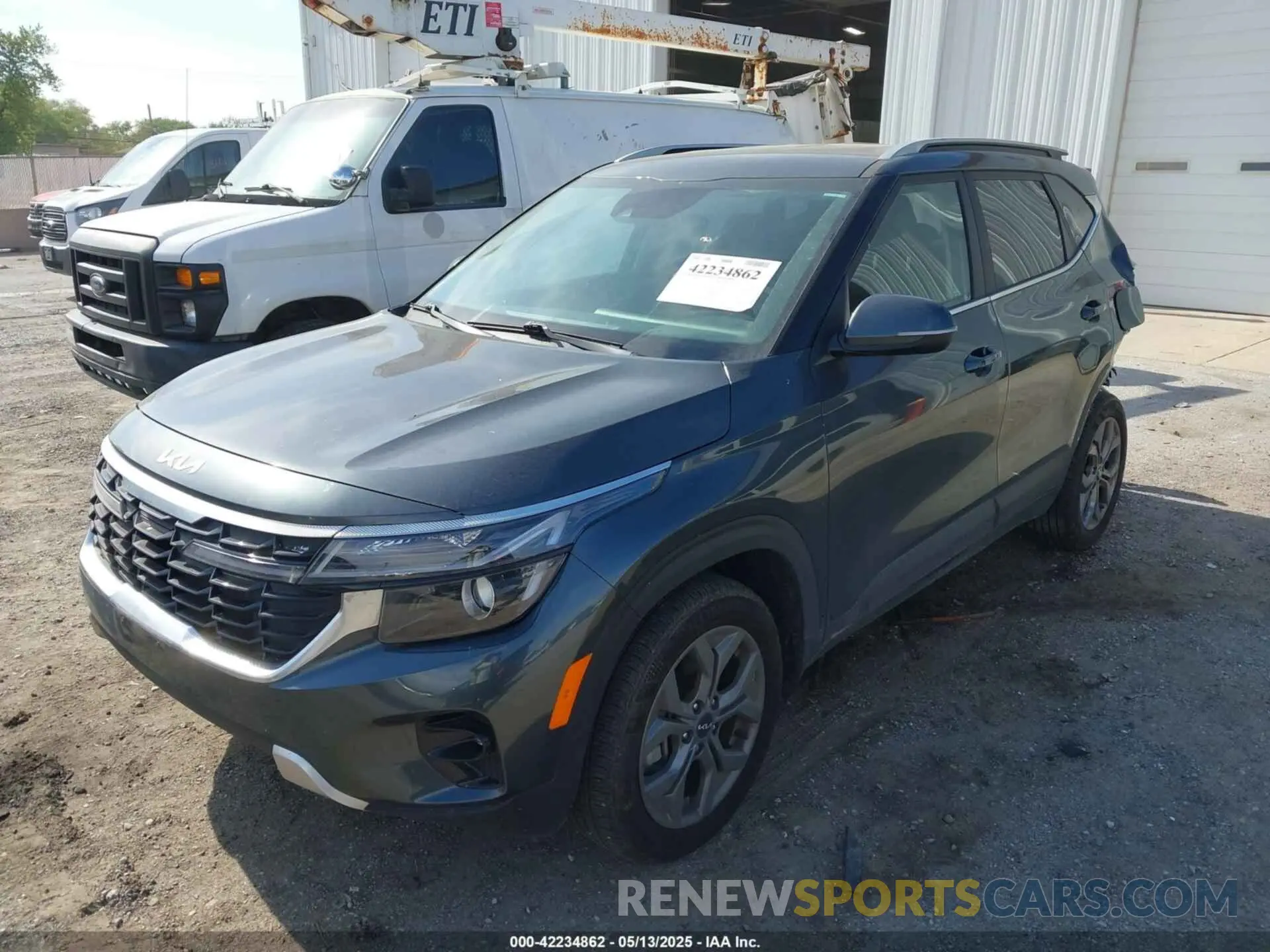 2 Photograph of a damaged car KNDEUCAA8R7551736 KIA SELTOS 2024