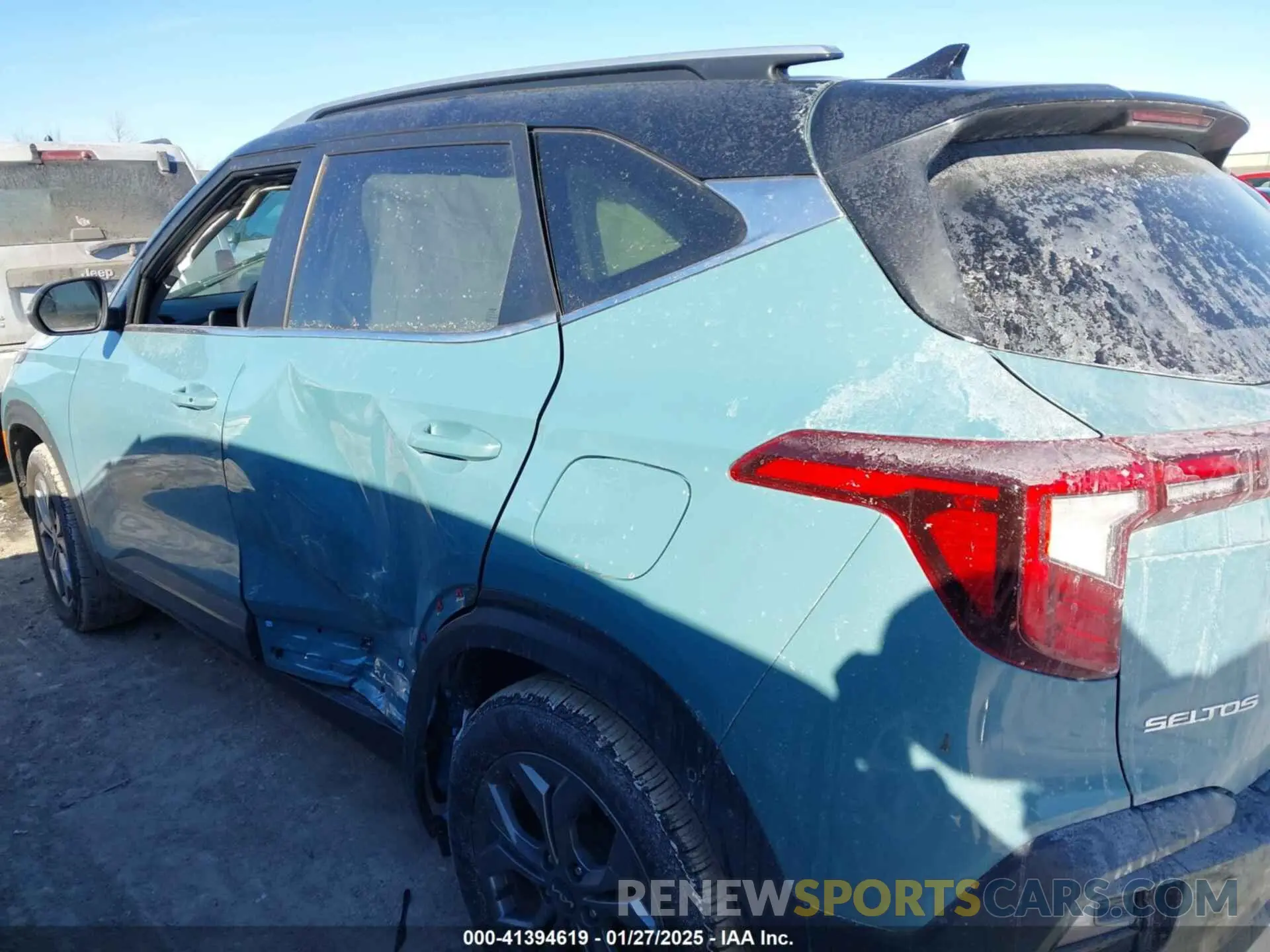 14 Photograph of a damaged car KNDEUCAA8R7648211 KIA SELTOS 2024