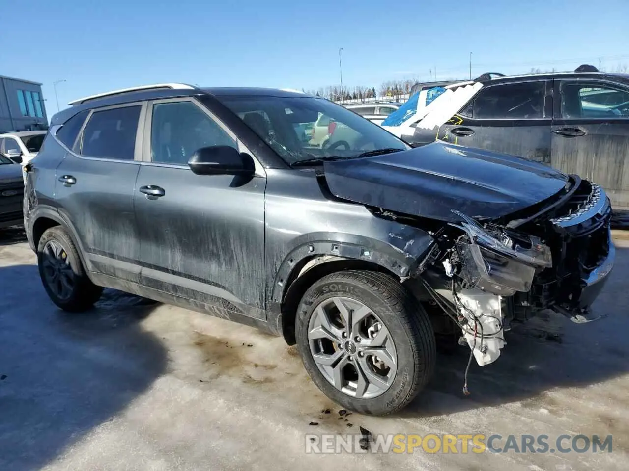 4 Photograph of a damaged car KNDEUCAAXR7559367 KIA SELTOS 2024