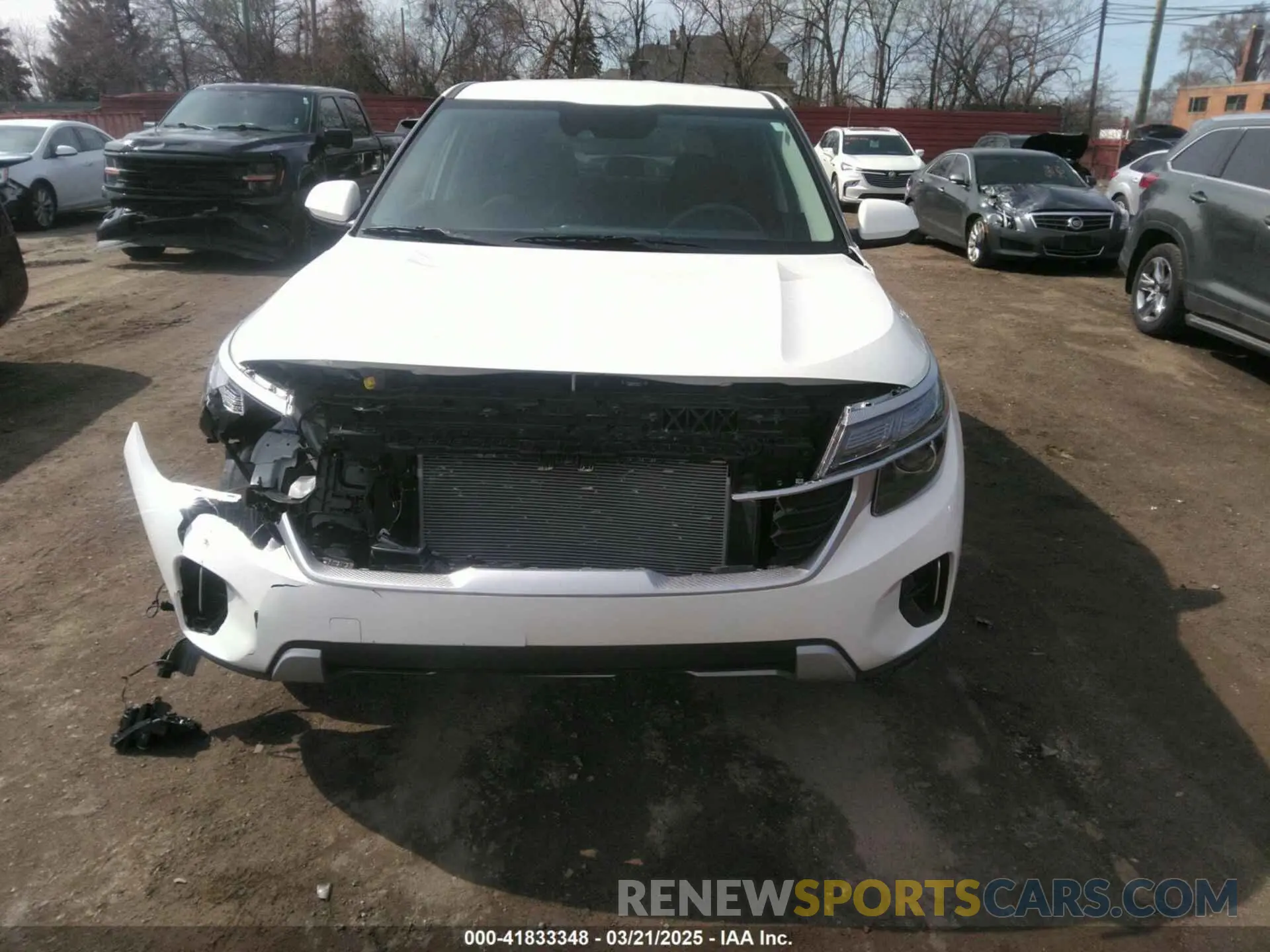 12 Photograph of a damaged car KNDEPCAA2S7728150 KIA SELTOS 2025