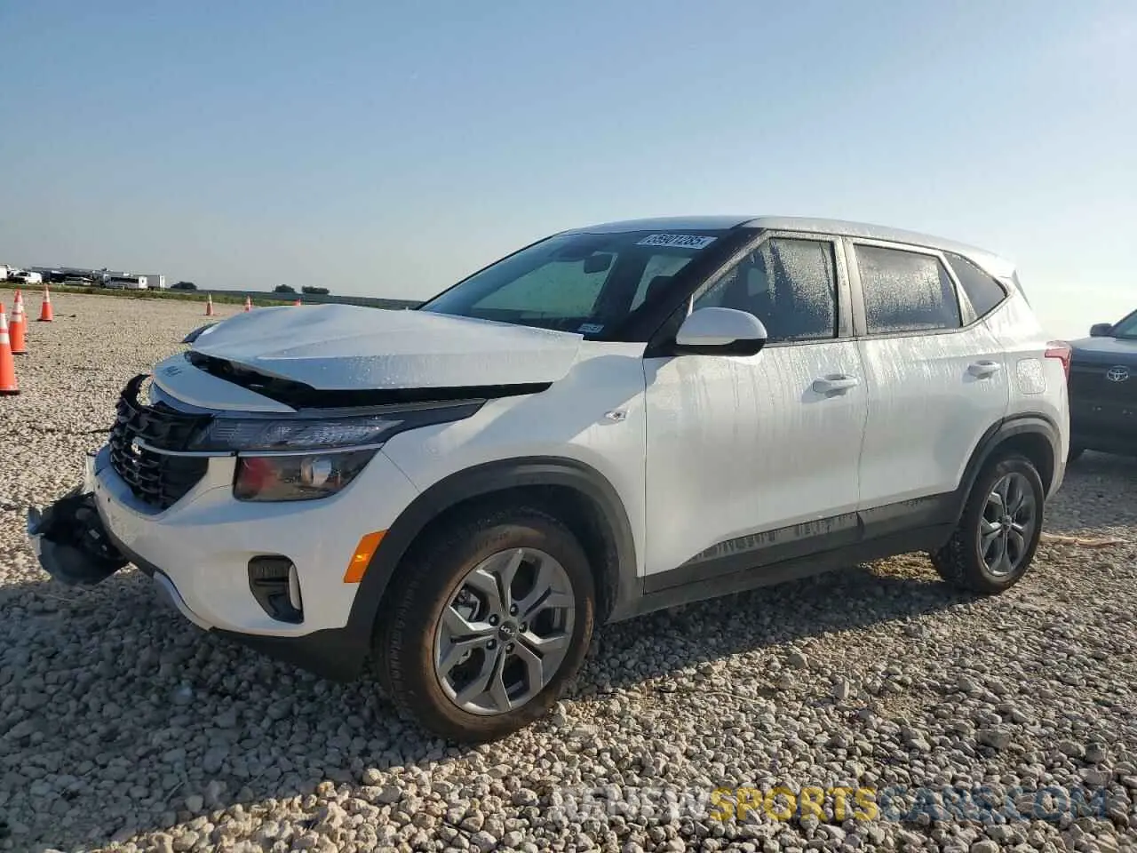 1 Photograph of a damaged car KNDEPCAA4S7726044 KIA SELTOS 2025