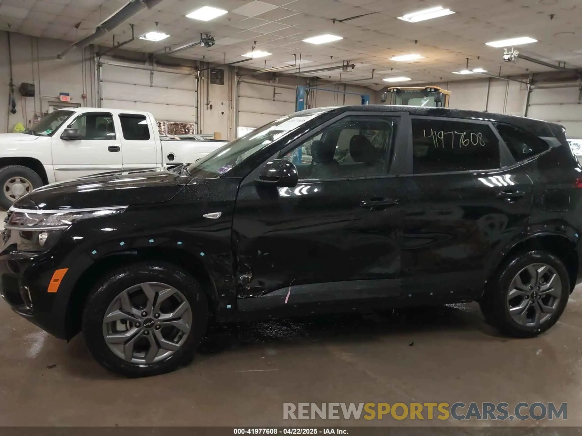 6 Photograph of a damaged car KNDEPCAA4S7729834 KIA SELTOS 2025